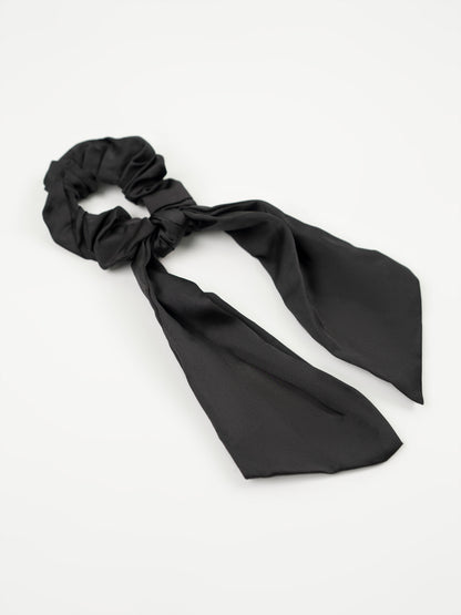 Bow Tail Scrunchie