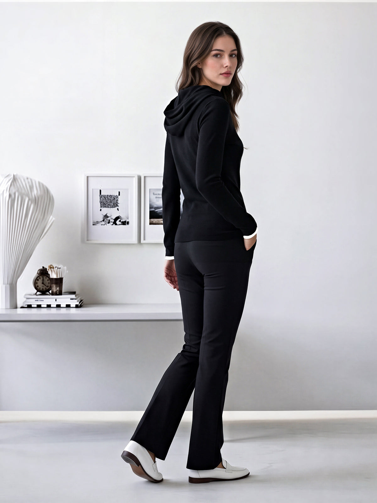 Woolen Sweater with Muffler