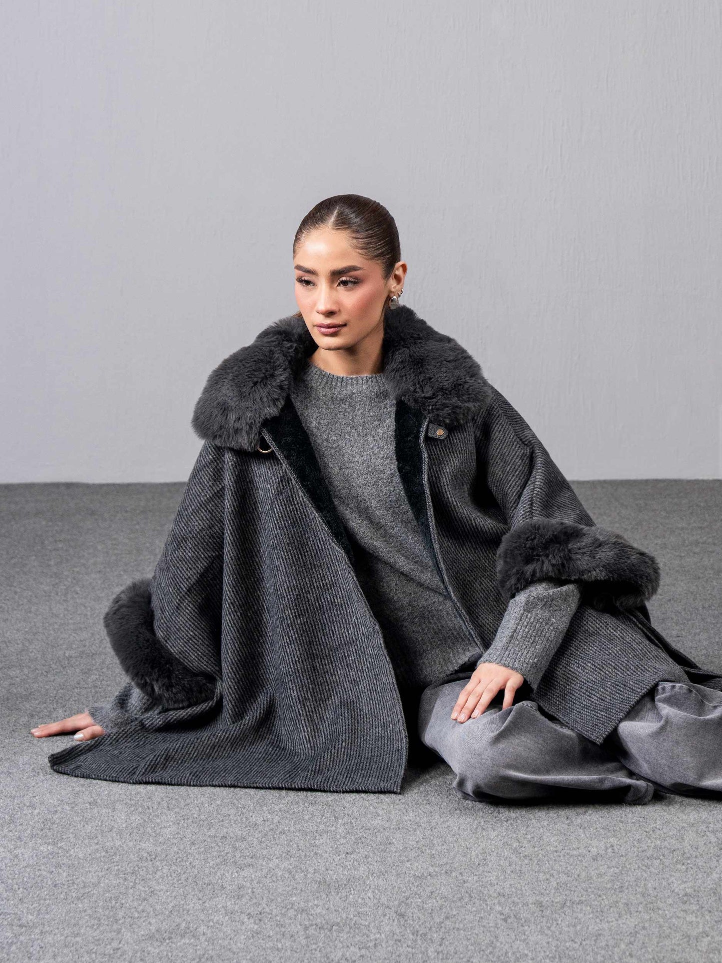 Woolen Fur Cape