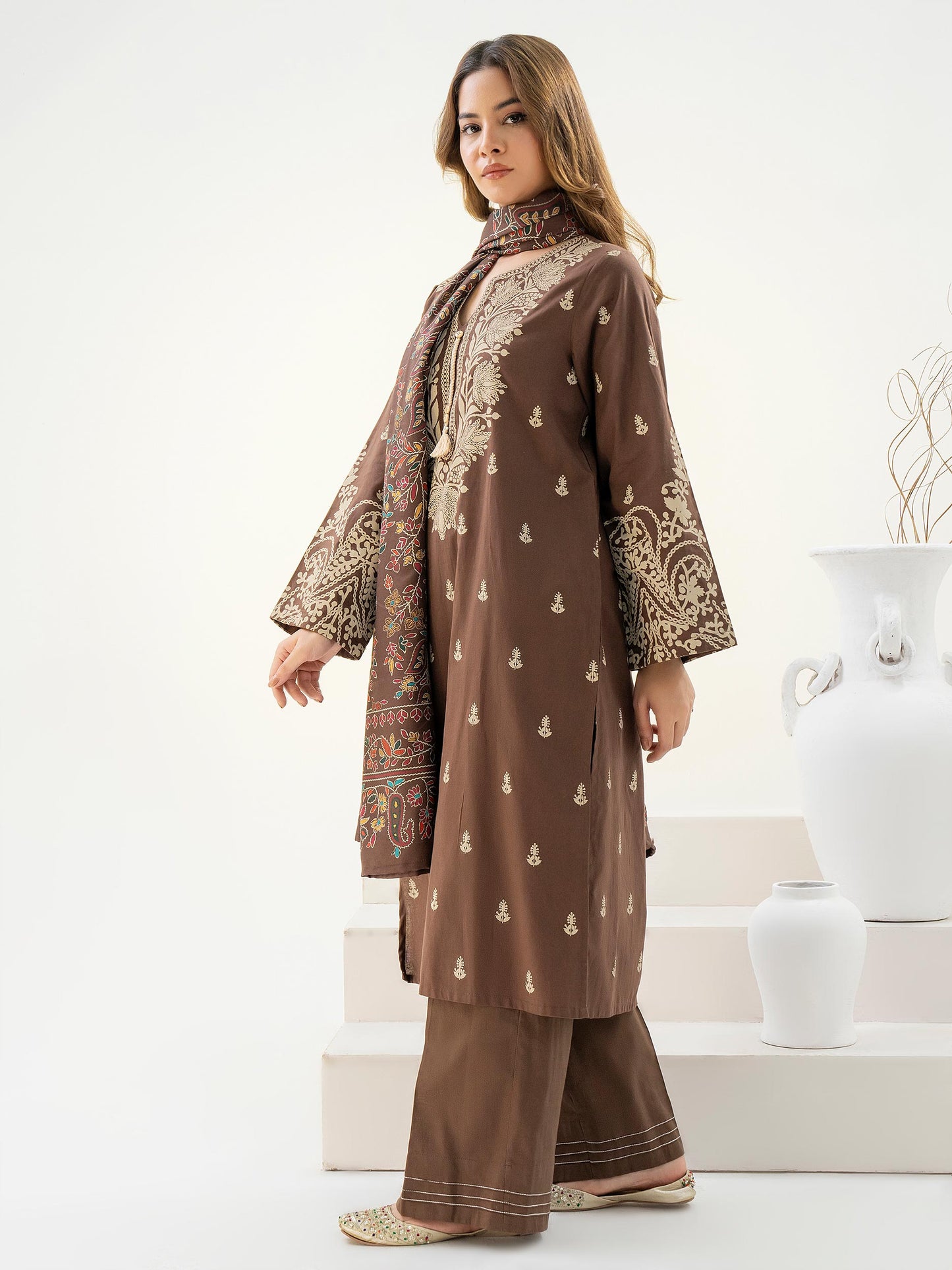 3 Piece Khaddar Suit-Paste Print (Pret)
