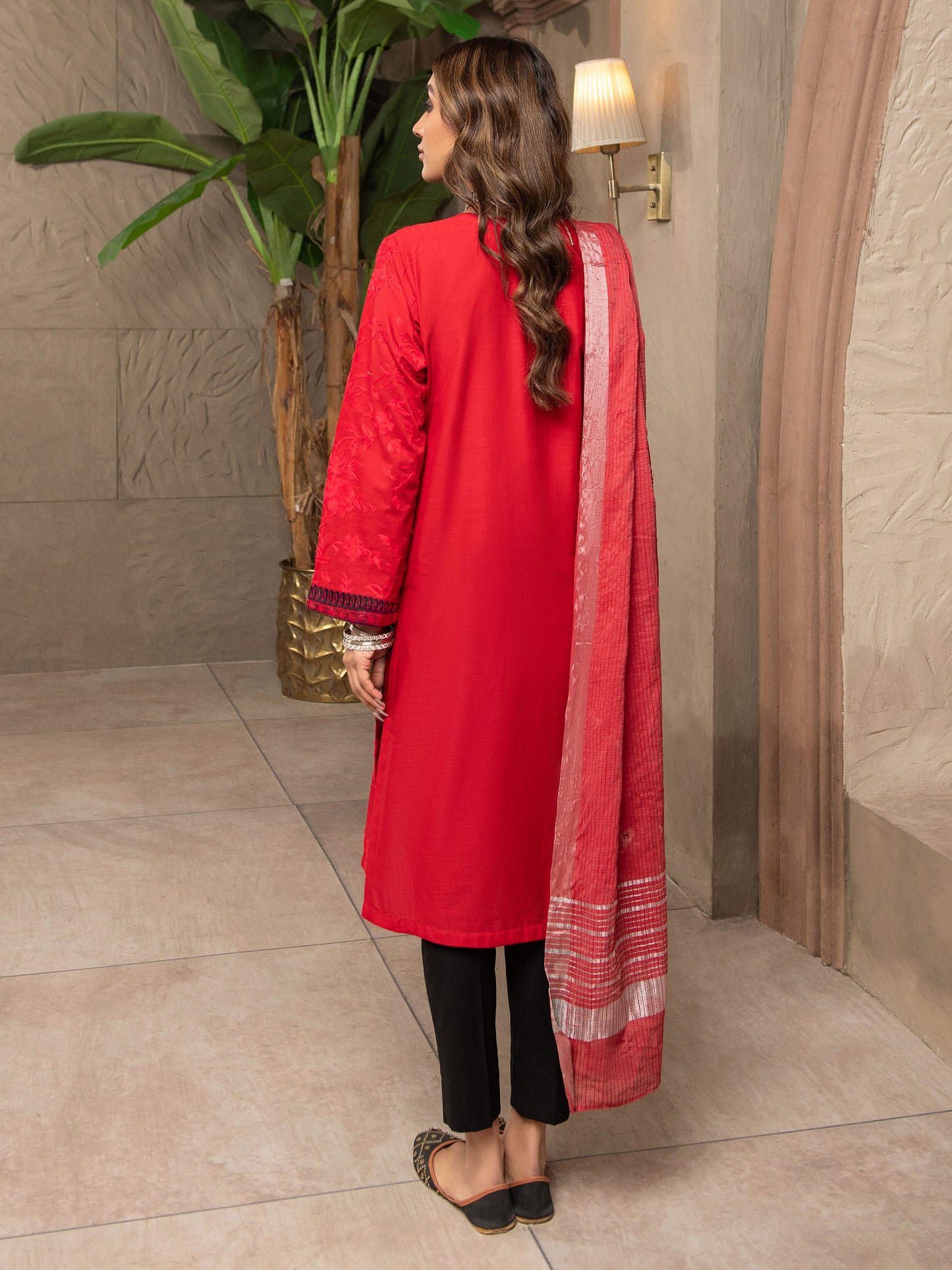 2 Piece Lawn Suit-Embroidered (Unstitched)