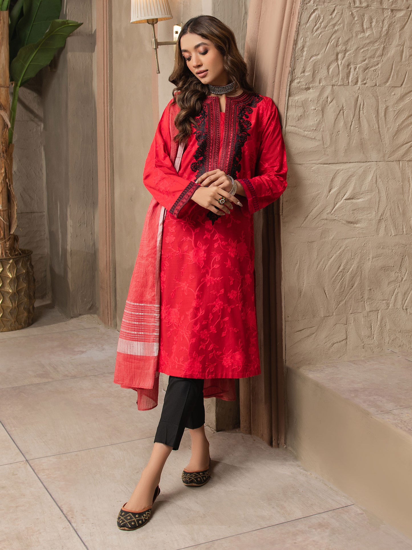 2 Piece Lawn Suit-Embroidered (Unstitched)