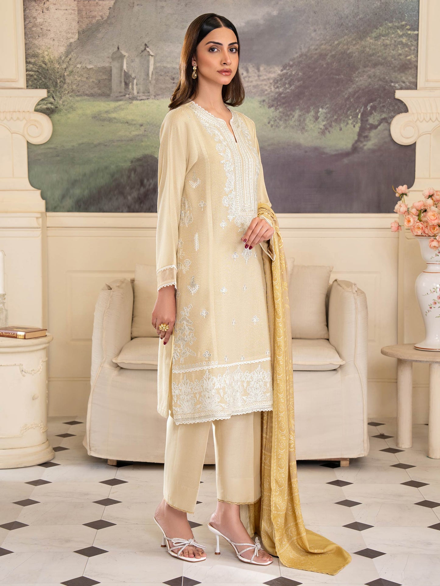 3 Piece Karandi Suit-Embroidered (Unstitched)