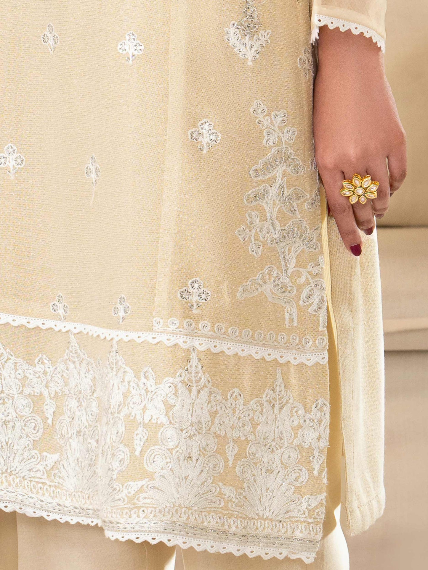 3 Piece Karandi Suit-Embroidered (Unstitched)