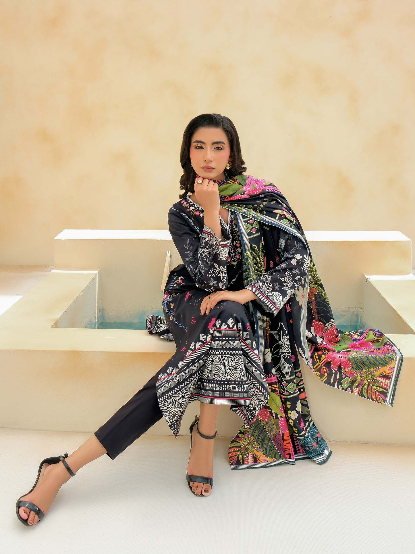 3 Piece Lawn Suit-Embroidered (Unstitched)