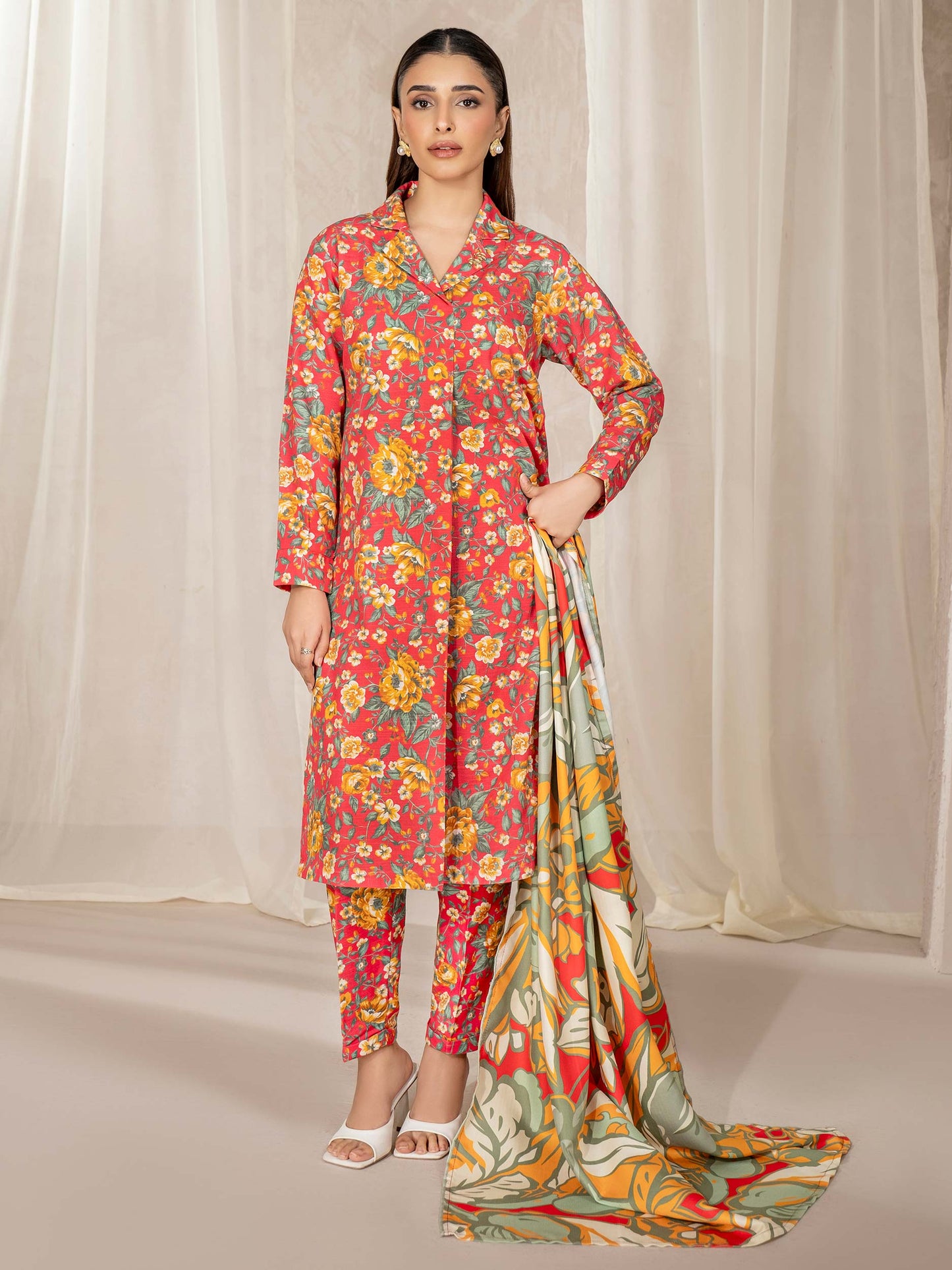 3 Piece Khaddar Suit-Printed (Unstitched)