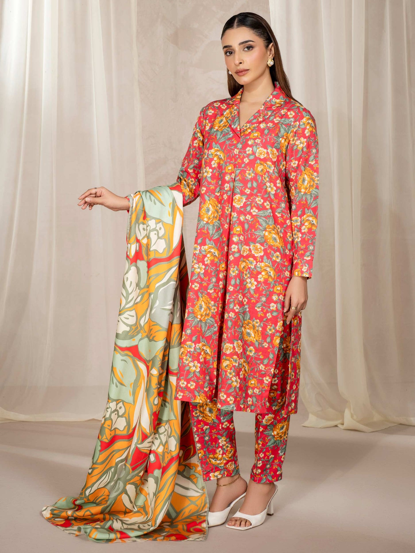3 Piece Khaddar Suit-Printed (Unstitched)