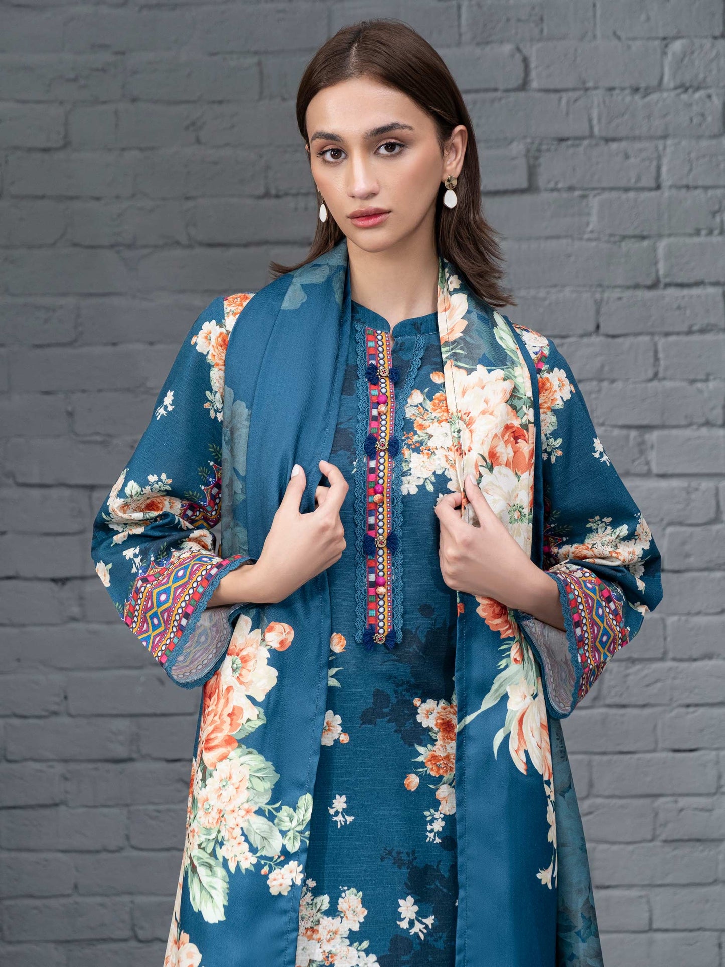 3 Piece Khaddar Suit-Printed (Unstitched)