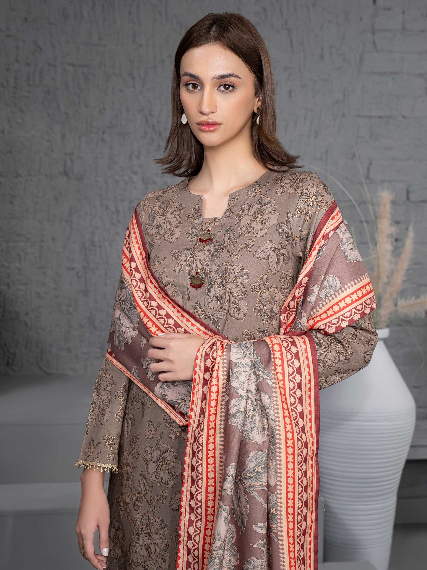 3 Piece Khaddar Suit-Paste Print (Unstitched)