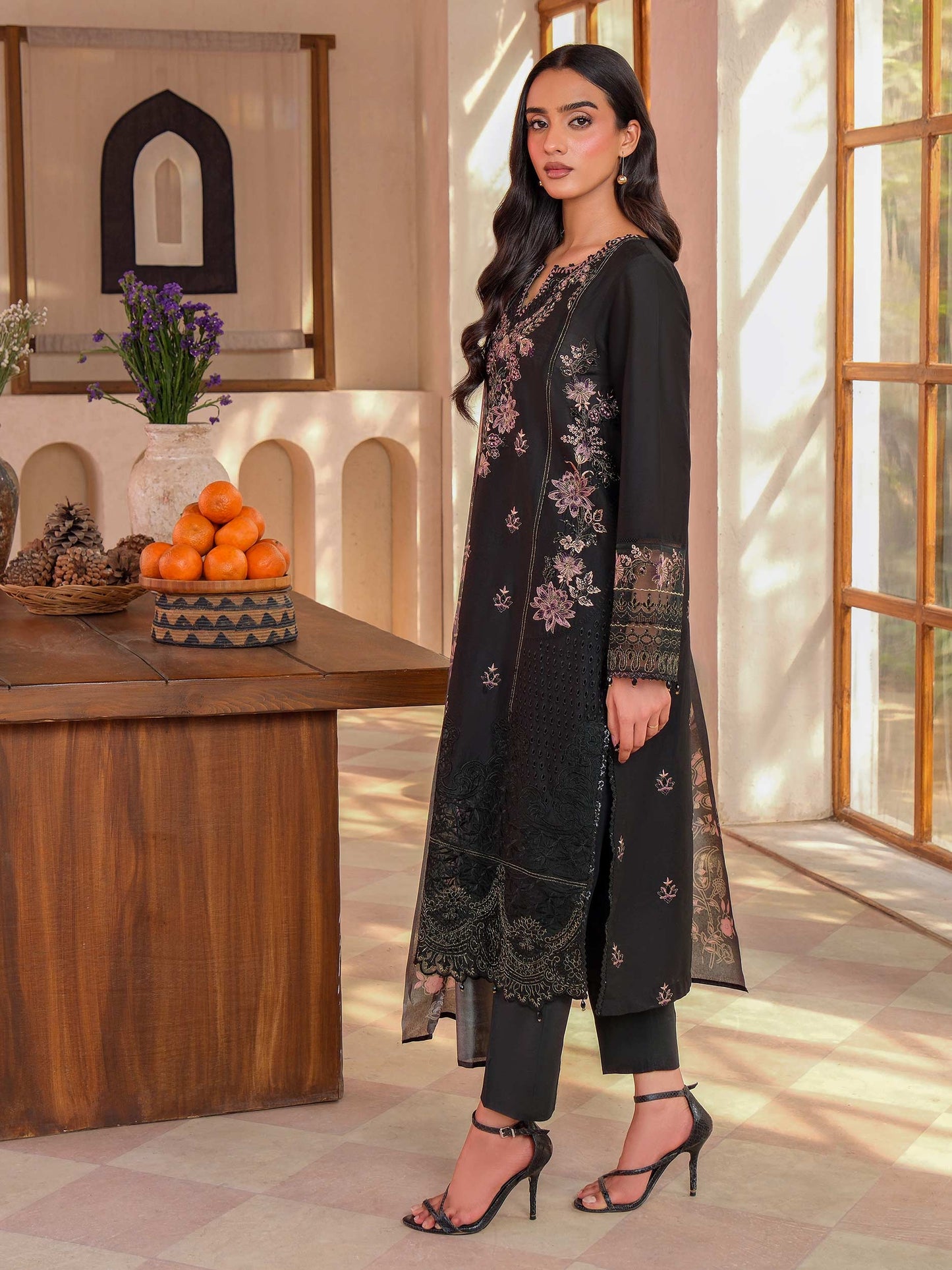 3 Piece Lawn Suit-Embroidered (Unstitched)