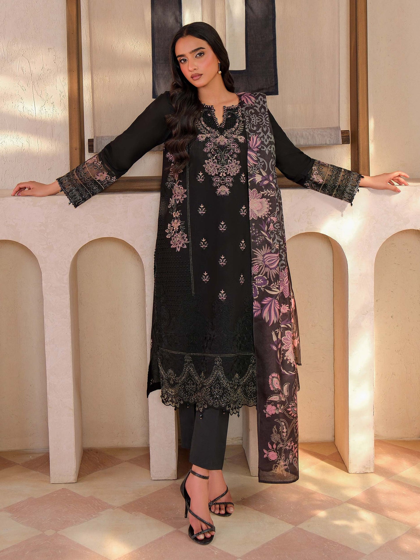 3 Piece Lawn Suit-Embroidered (Unstitched)