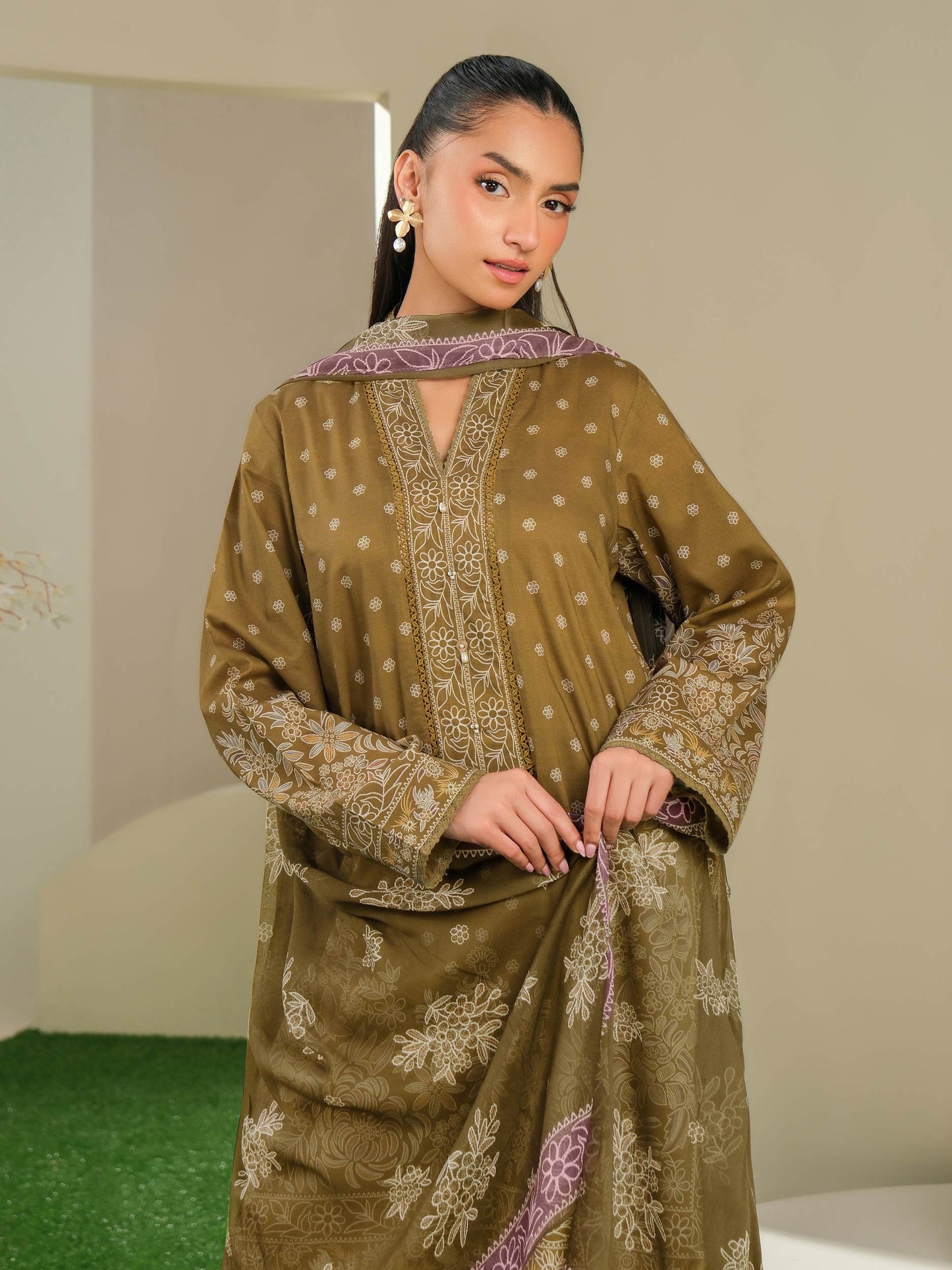 3 Piece Lawn Suit-Printed (Unstitched)