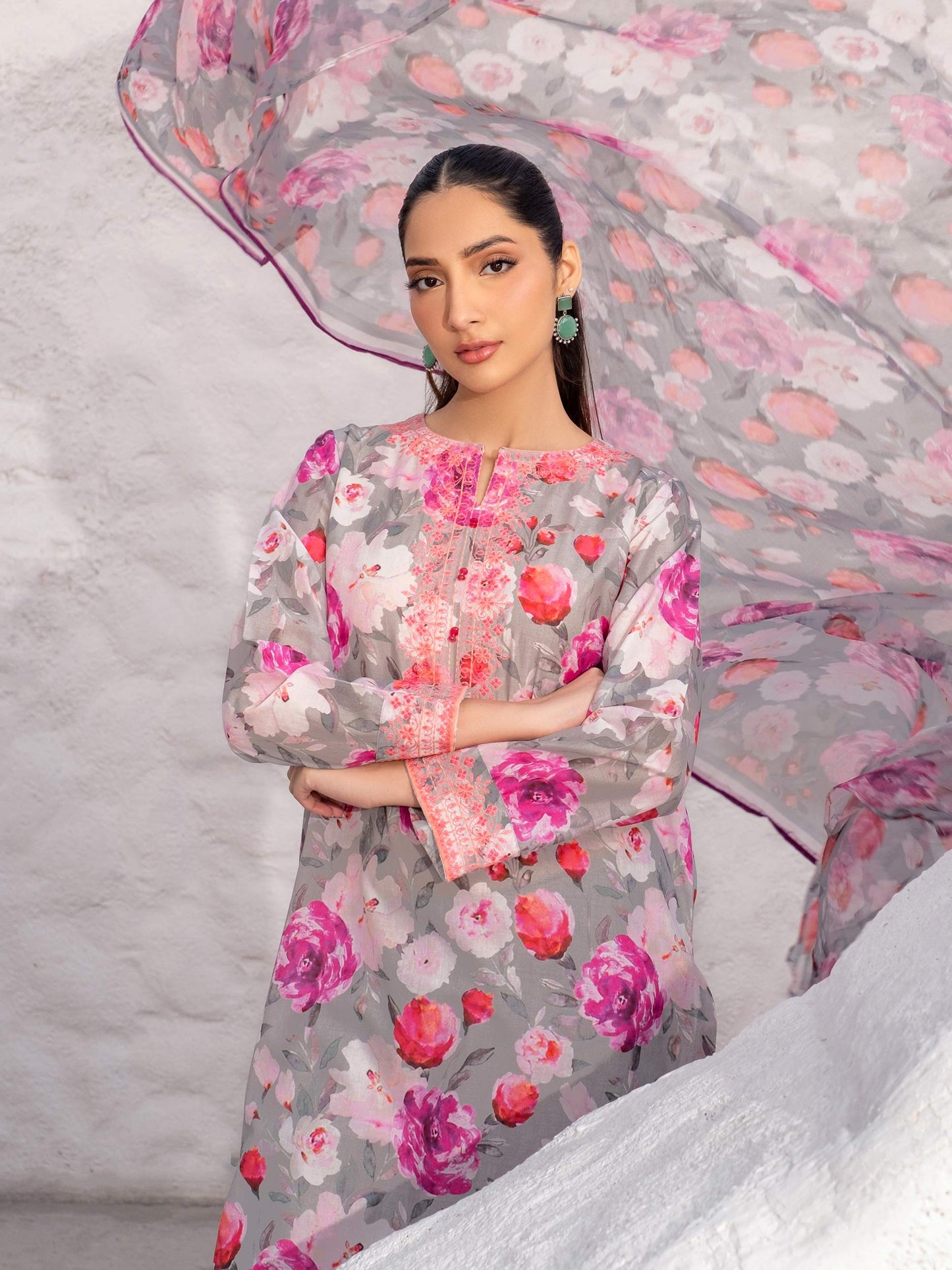 3 Piece Lawn Suit-Embroidered (Unstitched)