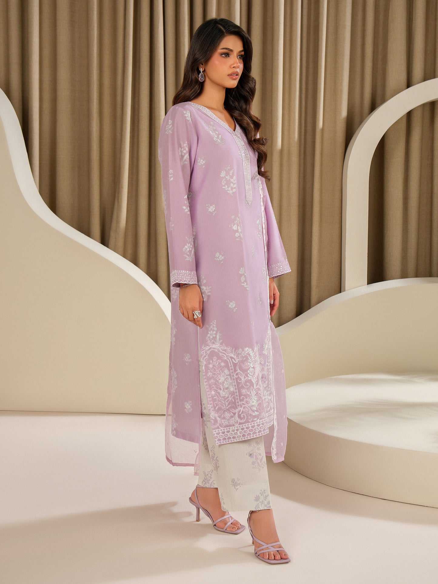 3 Piece Lawn Suit-Embroidered (Unstitched)
