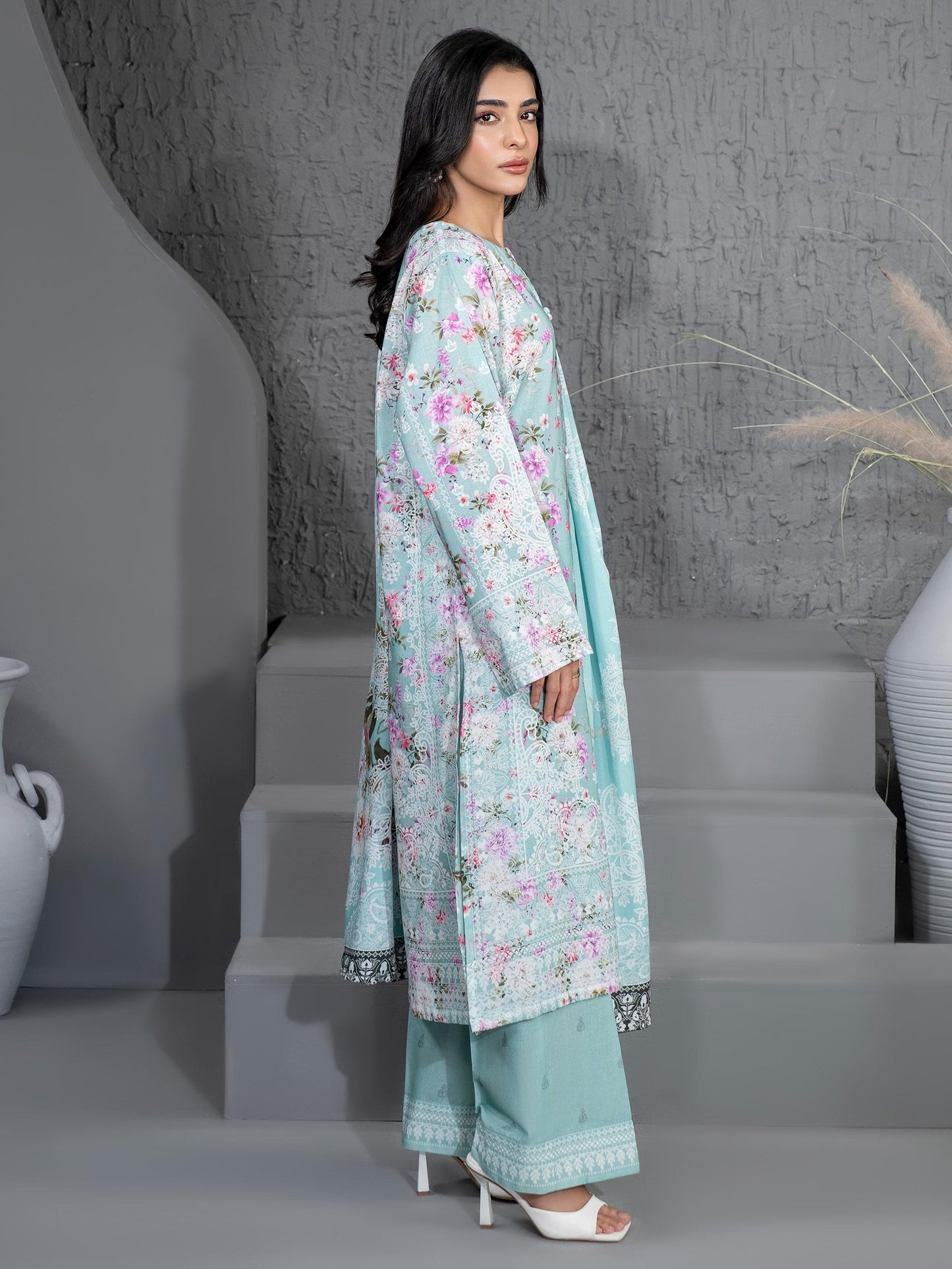 3 Piece Khaddar Suit-Printed (Unstitched)