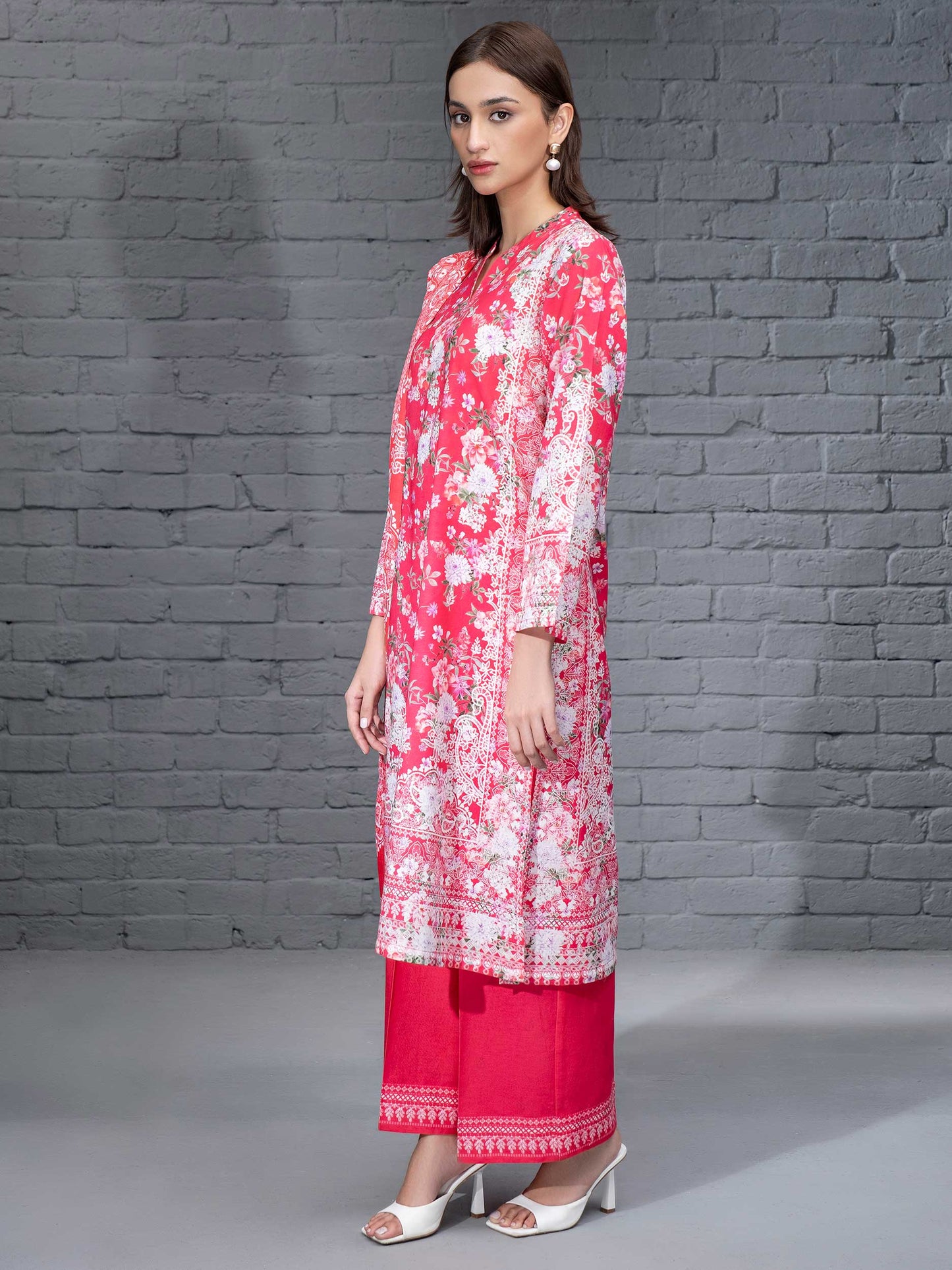 3 Piece Khaddar Suit-Printed (Unstitched)