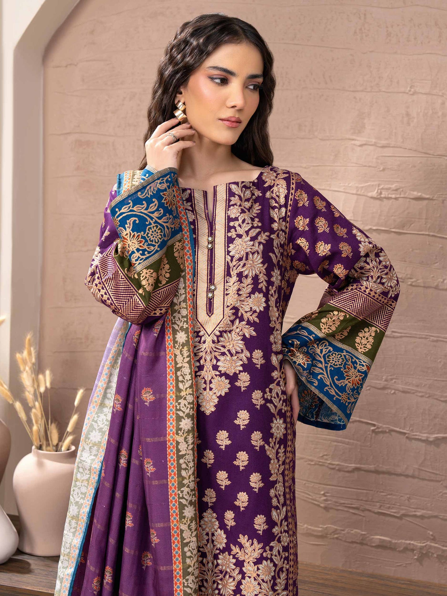 3 Piece Khaddar Suit-Paste Print (Unstitched)