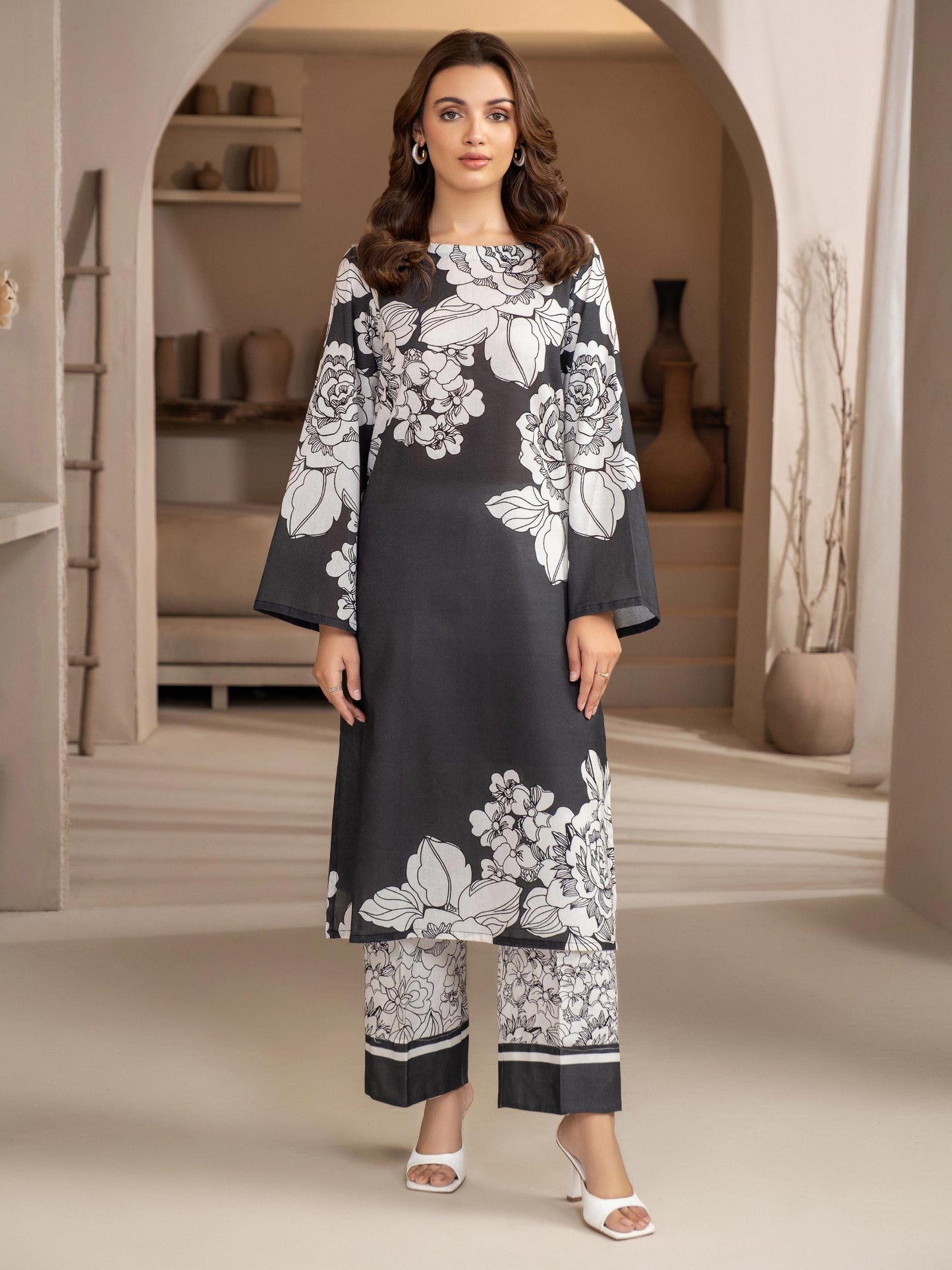 2 Piece Khaddar Suit-Printed (Unstitched)
