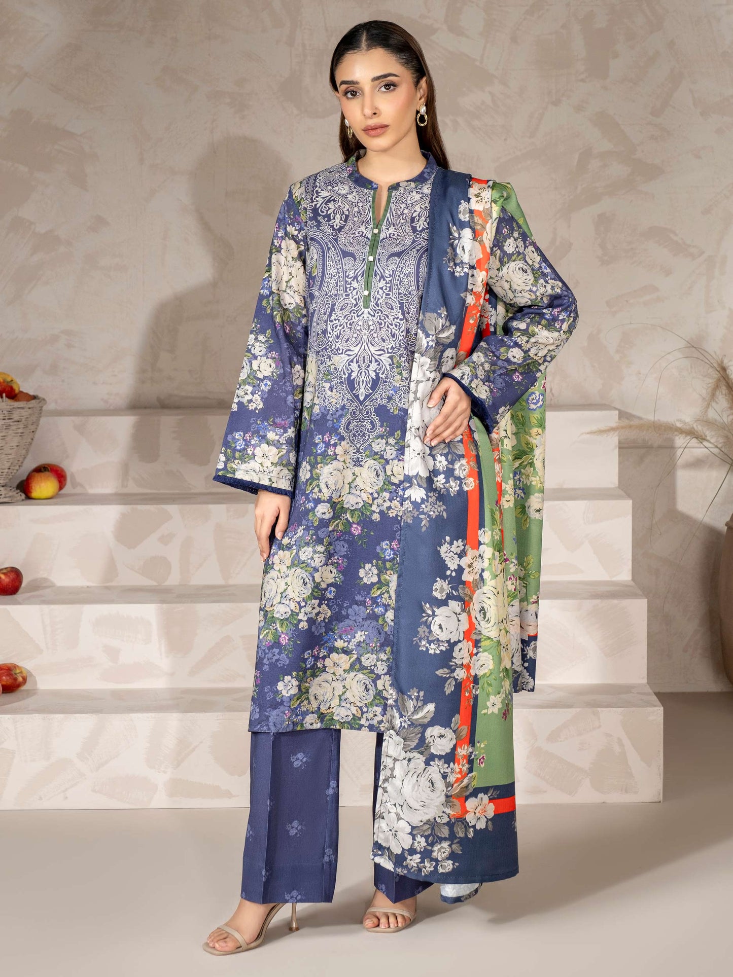 3 Piece Khaddar Suit-Printed (Unstitched)