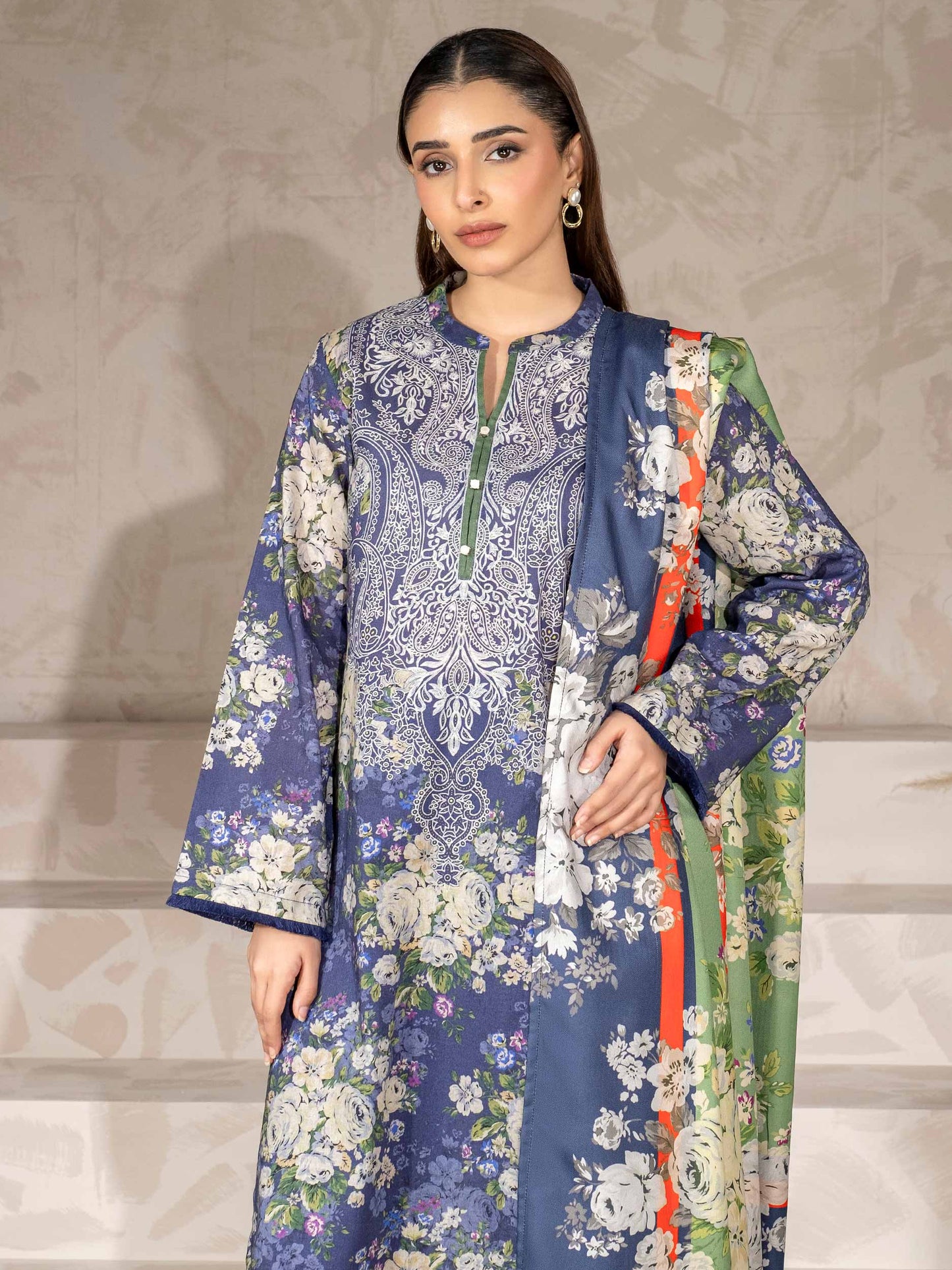 3 Piece Khaddar Suit-Printed (Unstitched)