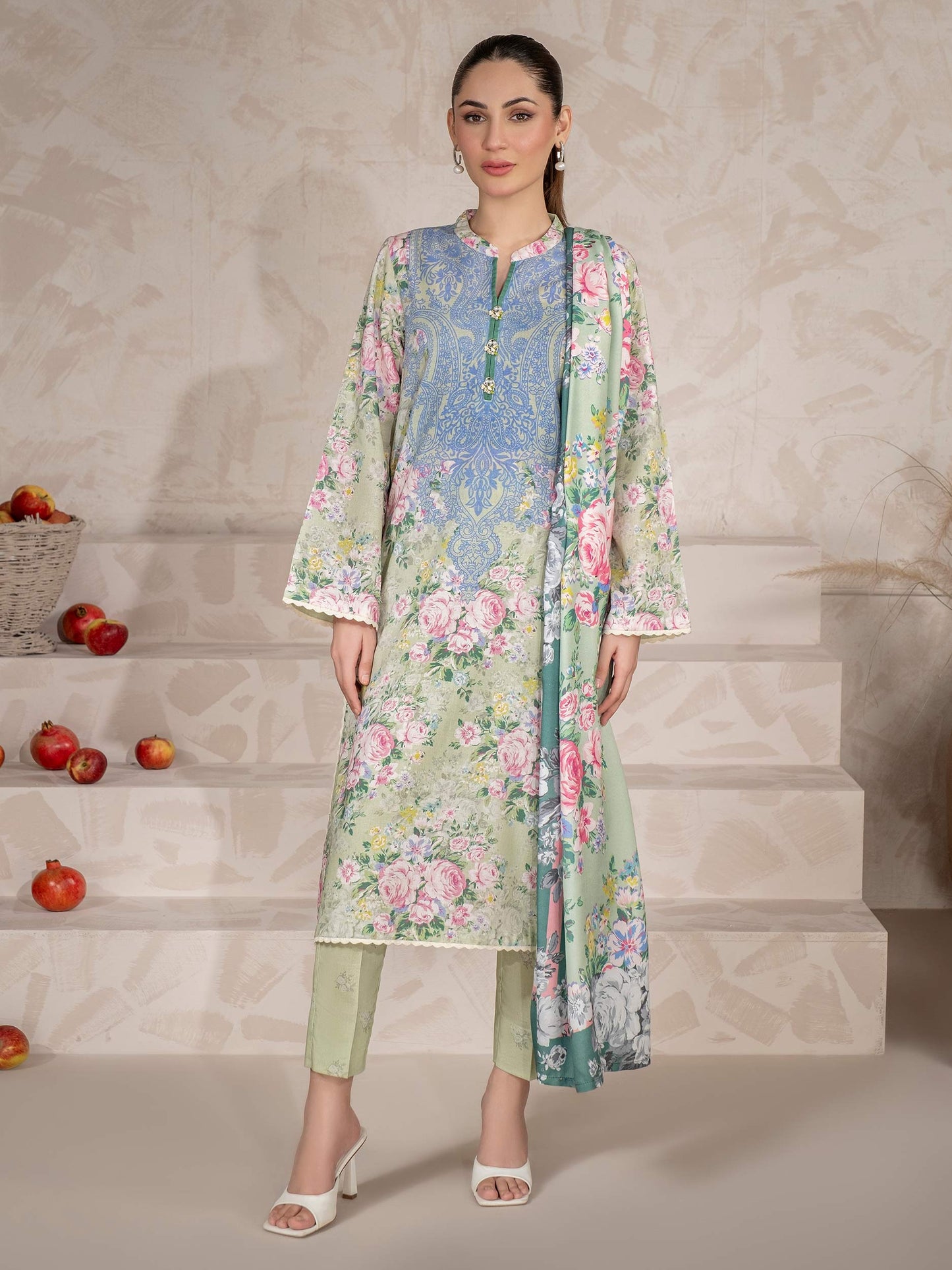 3 Piece Khaddar Suit-Printed (Unstitched)