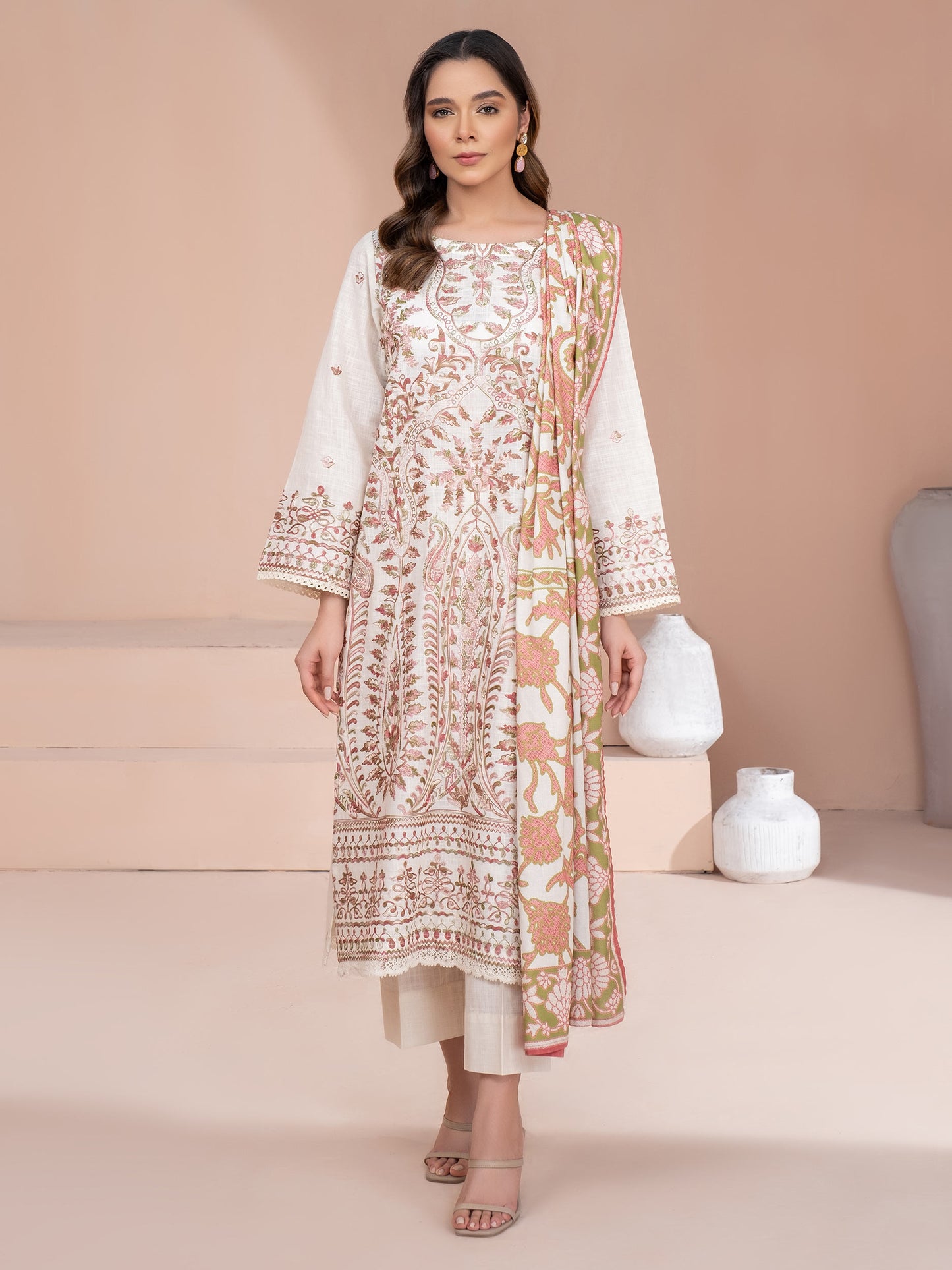 3 Piece Khaddar Suit-Embroidered (Unstitched)