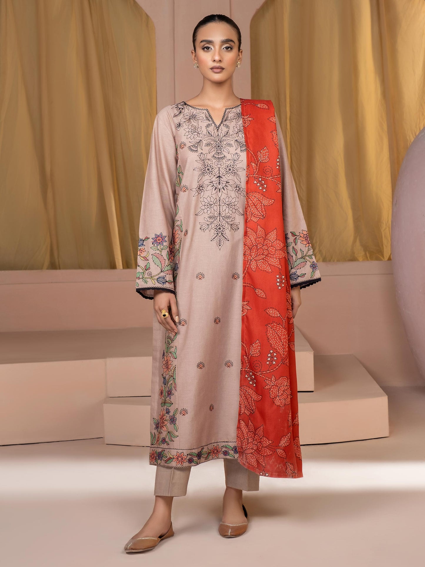 3 Piece Khaddar Suit-Embroidered (Unstitched)