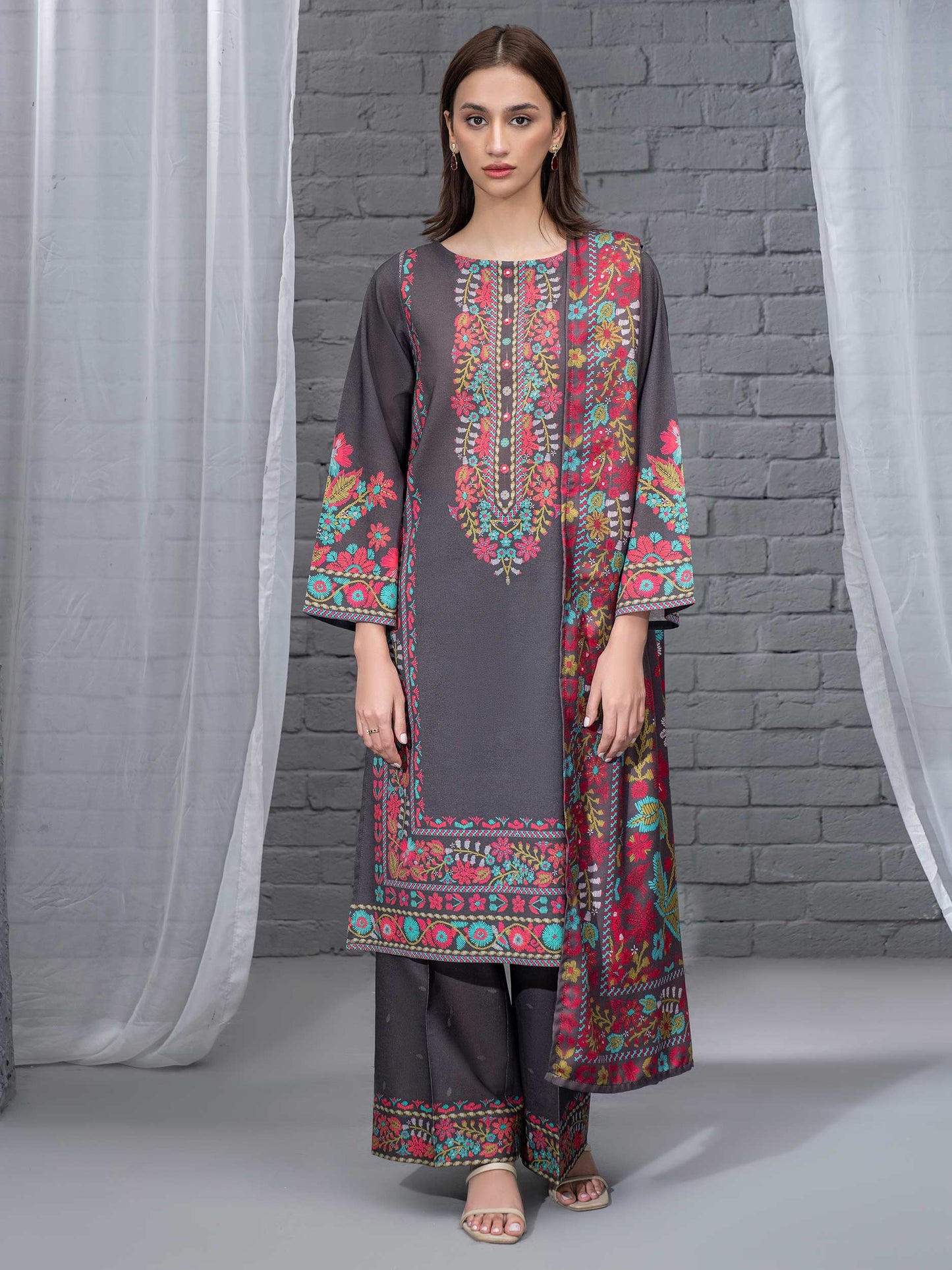 3 Piece Khaddar Suit-Printed (Unstitched)