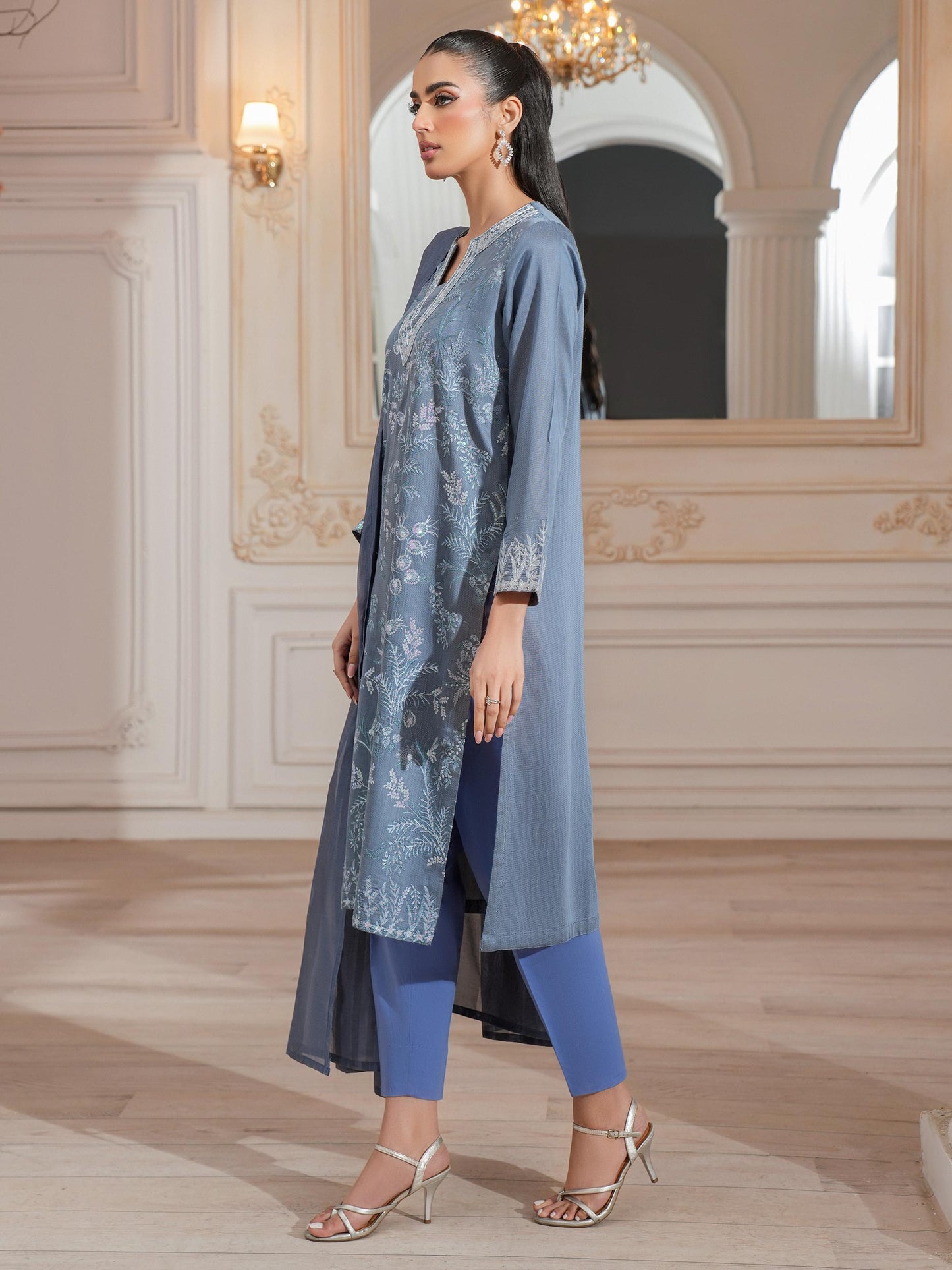 3 Piece Raw Silk Suit-Embroidered (Unstitched)
