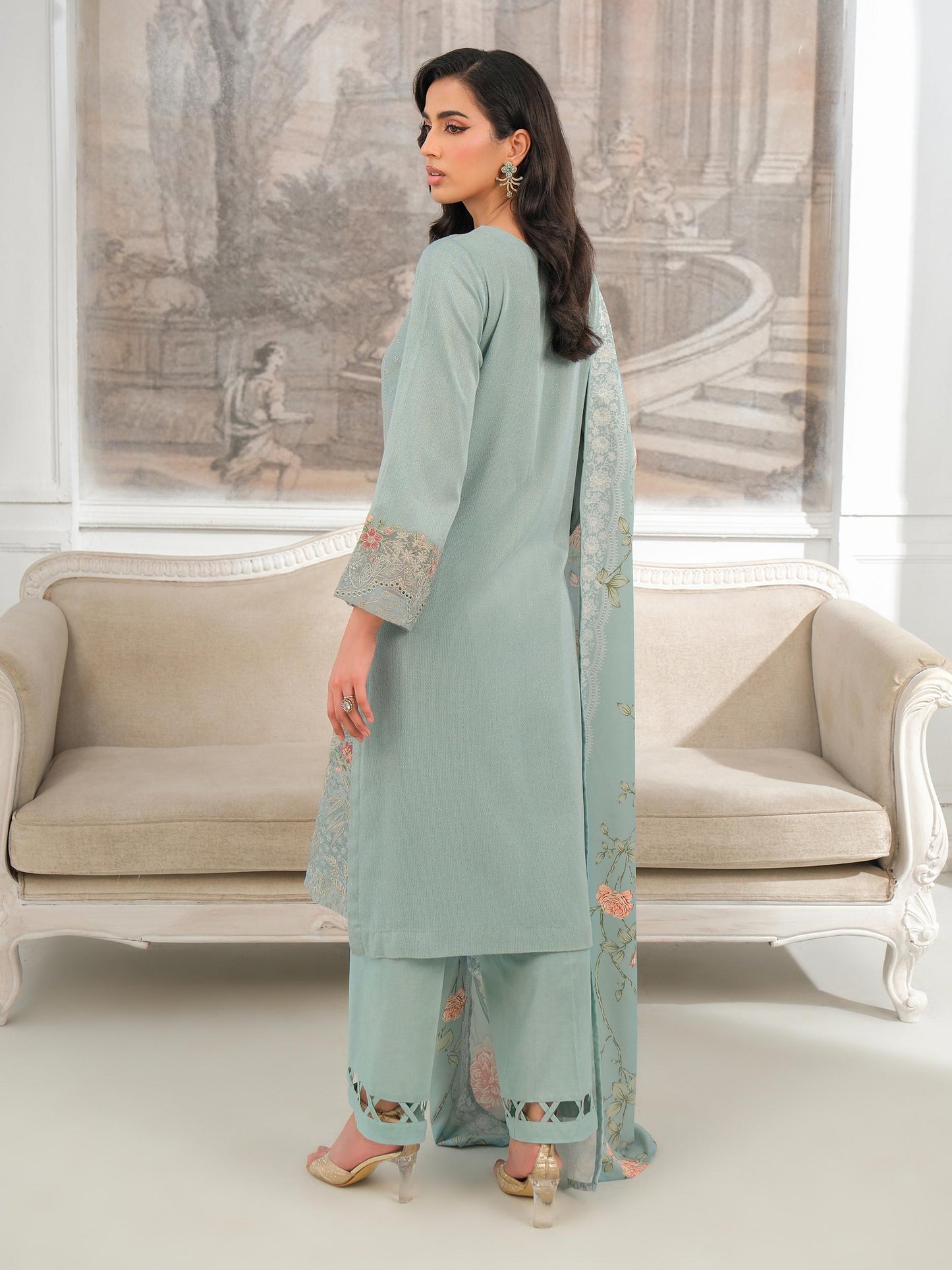 3 Piece Karandi Suit-Embroidered (Unstitched)