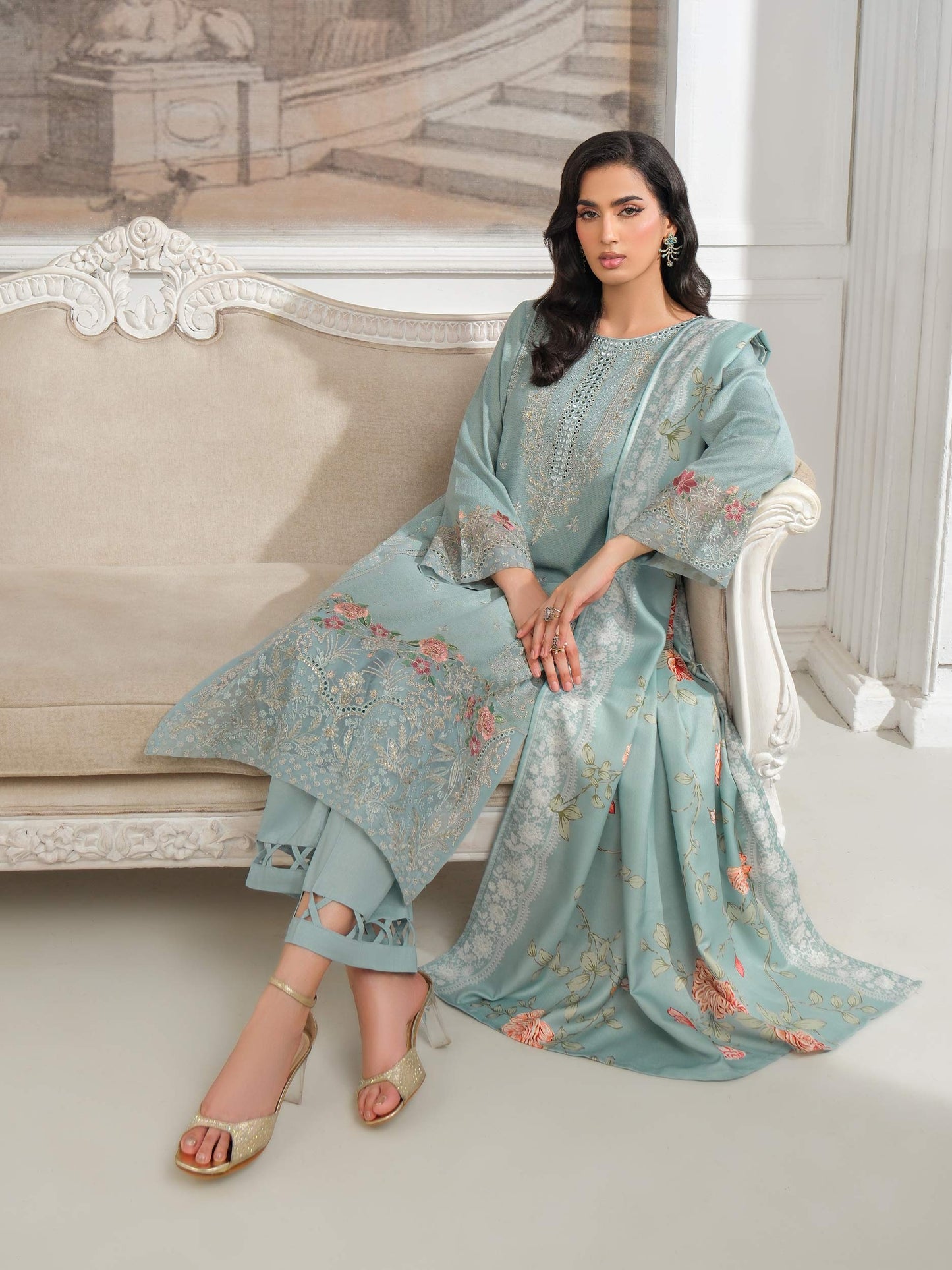 3 Piece Karandi Suit-Embroidered (Unstitched)