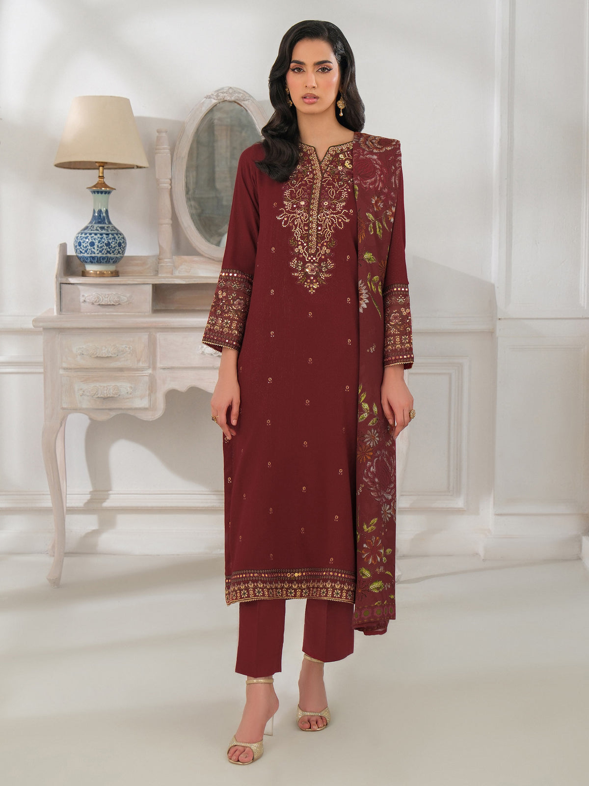 3 Piece Karandi Suit-Embroidered (Unstitched)
