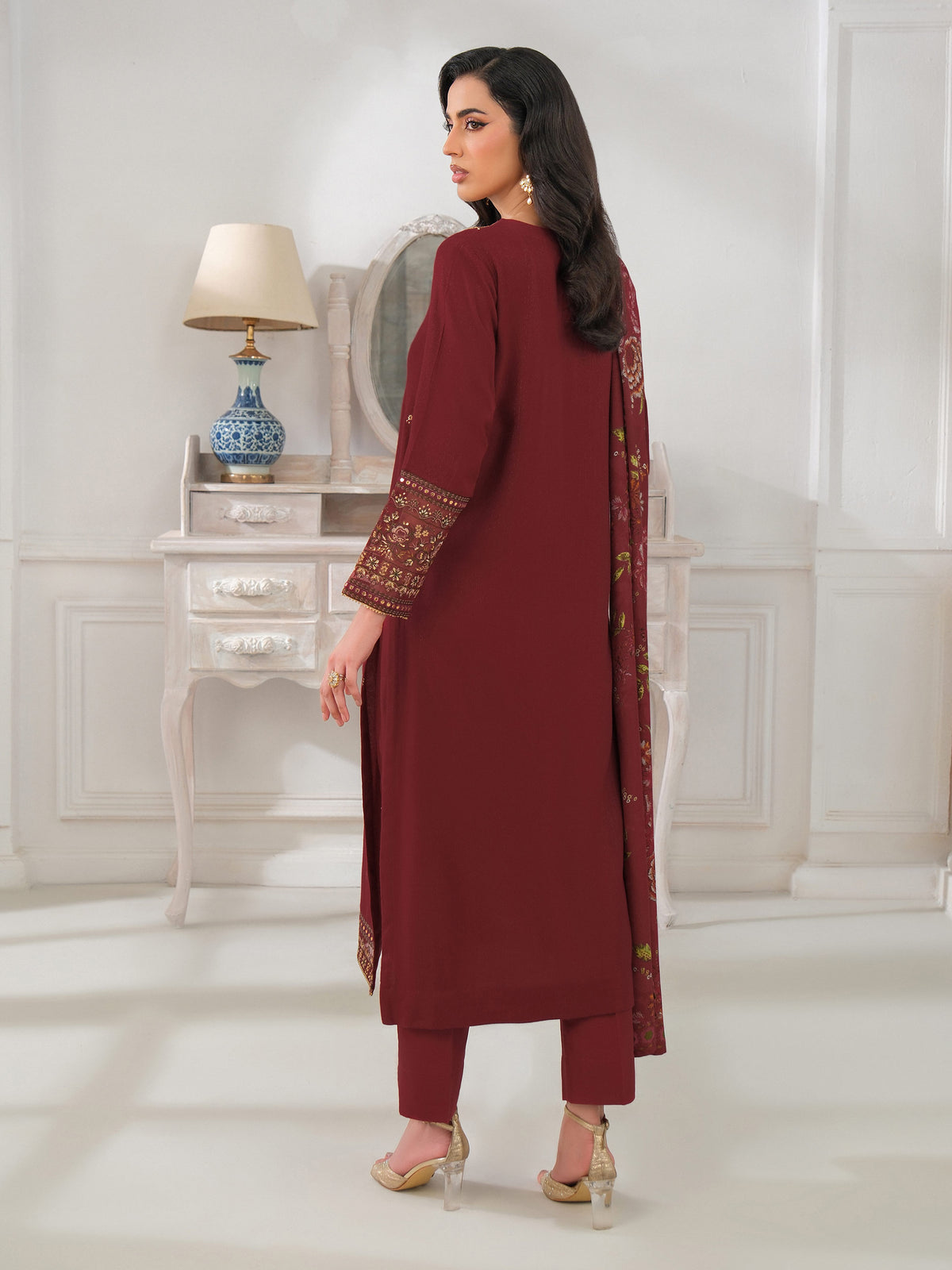 3 Piece Karandi Suit-Embroidered (Unstitched)