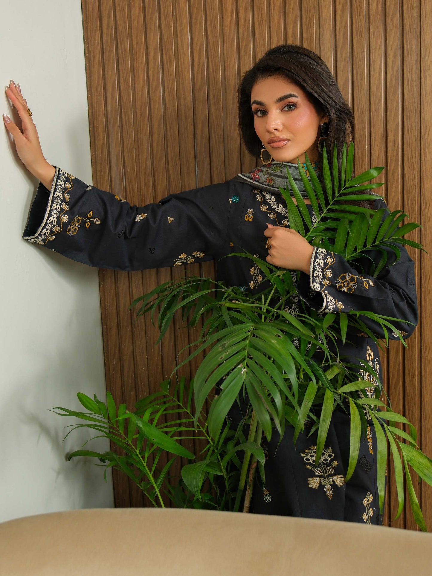 3 Piece Khaddar Suit-Embroidered (Unstitched)