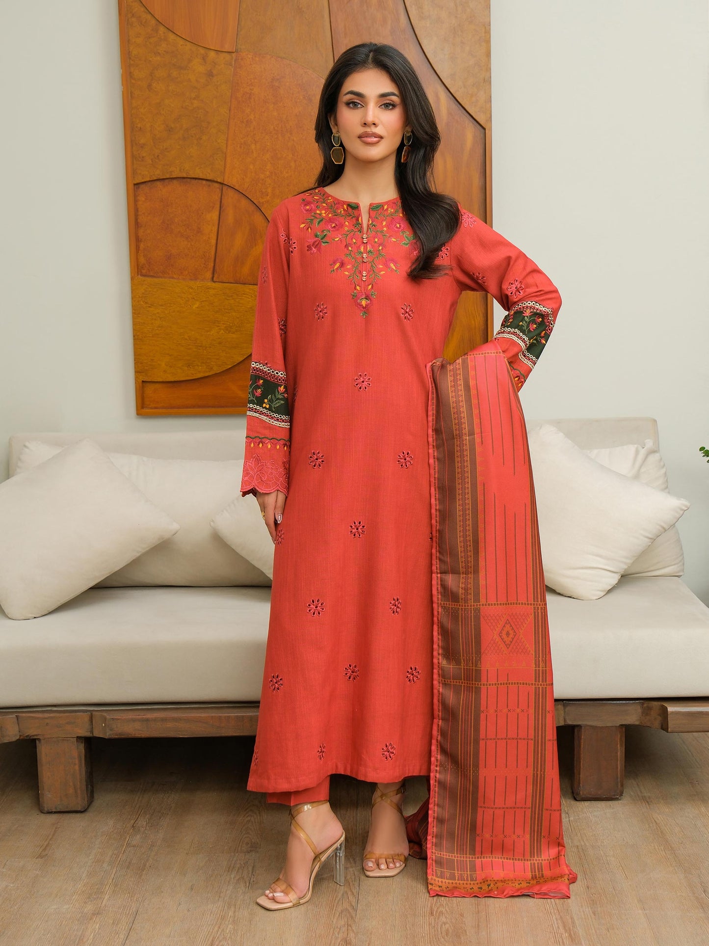 3 Piece Khaddar Suit-Embroidered (Unstitched)