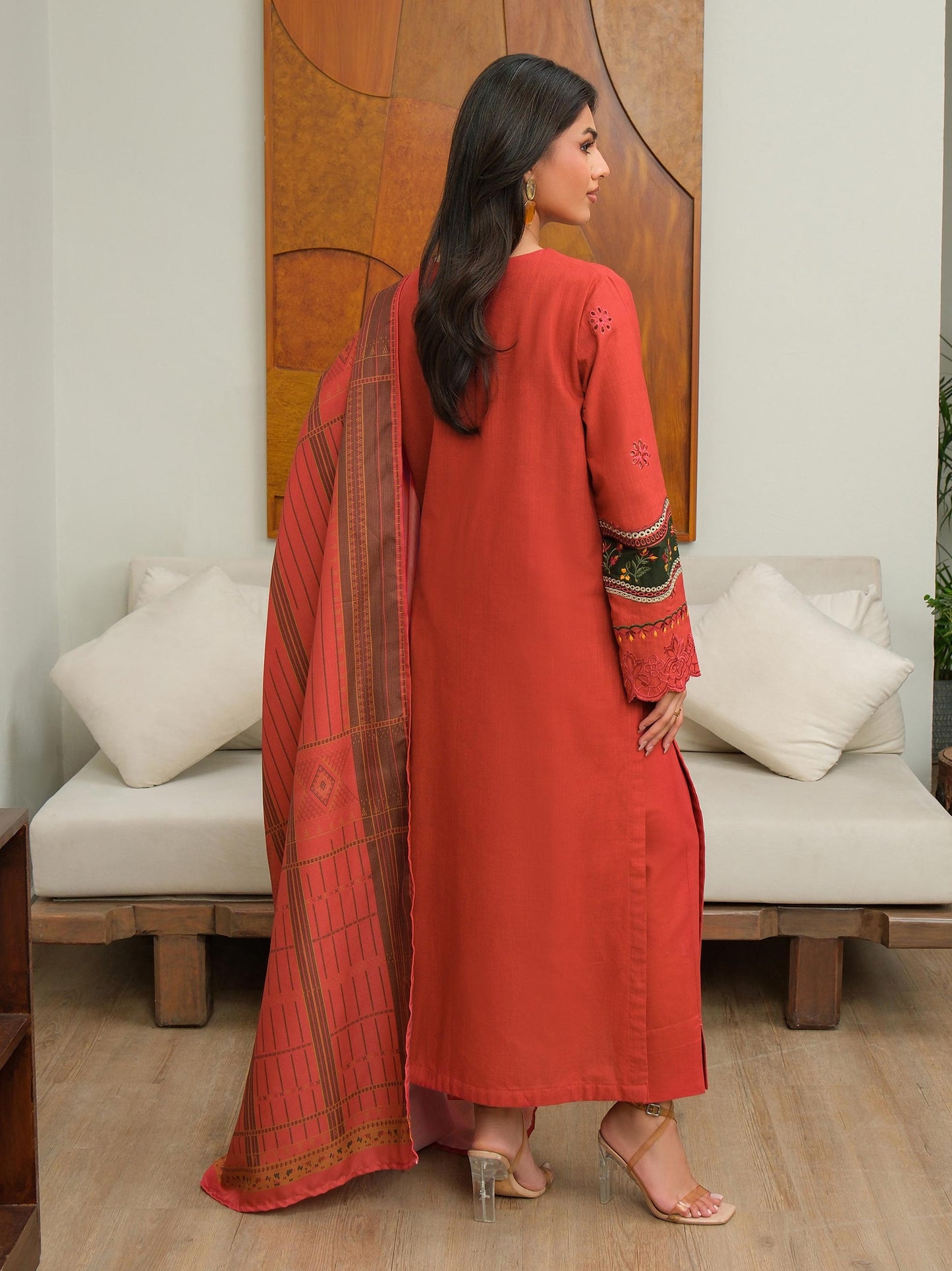 3 Piece Khaddar Suit-Embroidered (Unstitched)