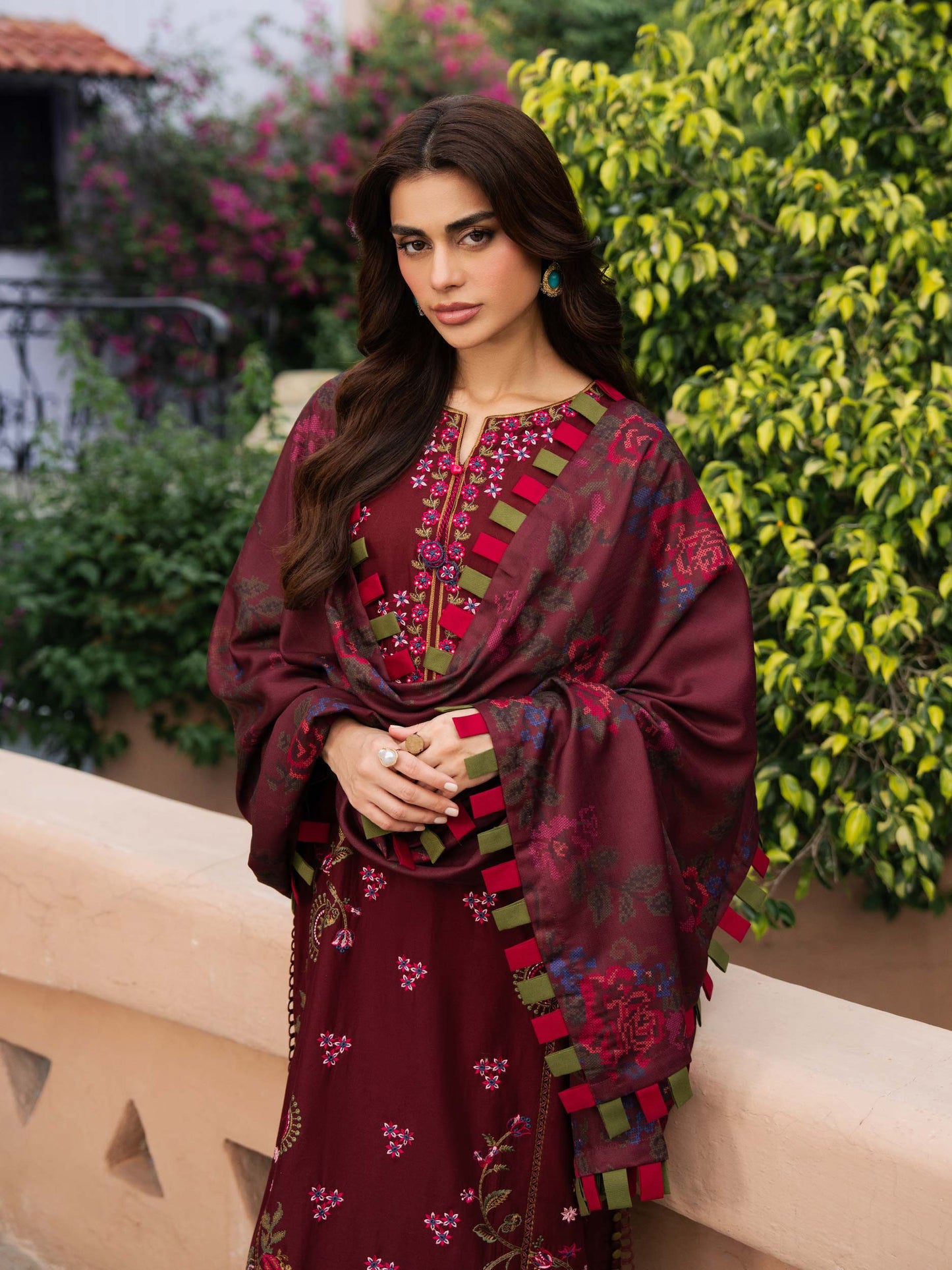3 Piece Khaddar Suit-Embroidered (Unstitched)