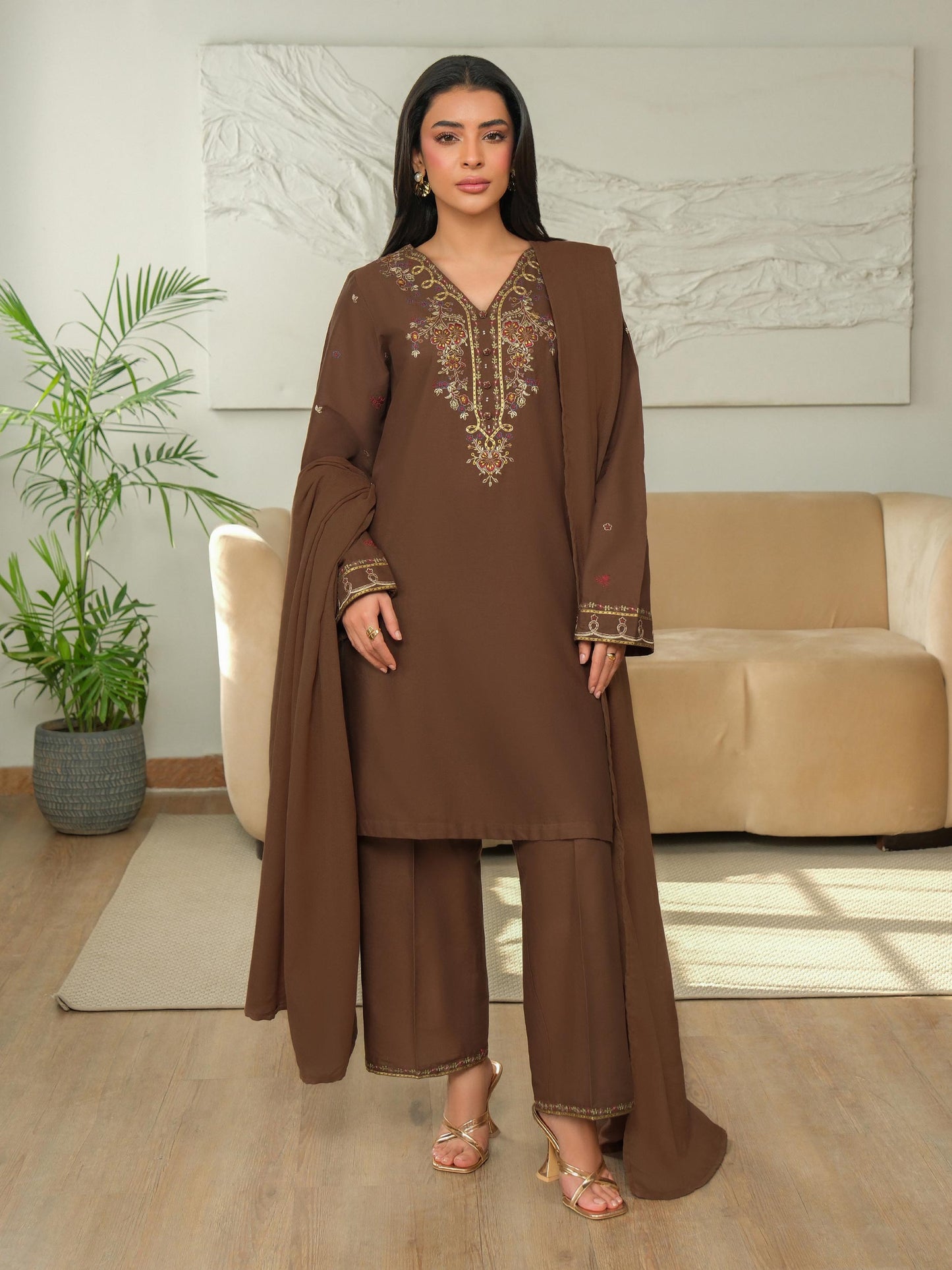 3 Piece Khaddar Suit-Embroidered (Unstitched)