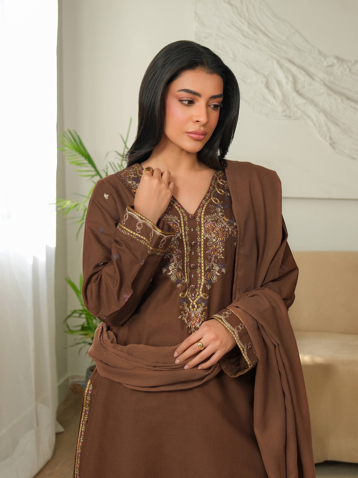 3 Piece Khaddar Suit-Embroidered (Unstitched)