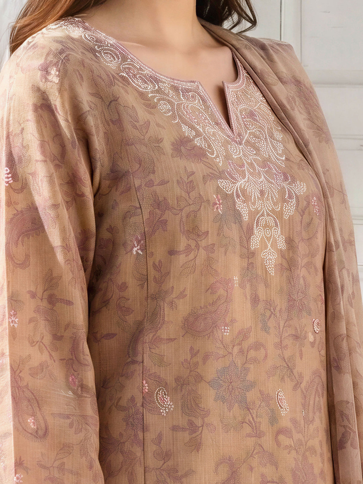 3 Piece Khaddar Suit-Embroidered (Unstitched)