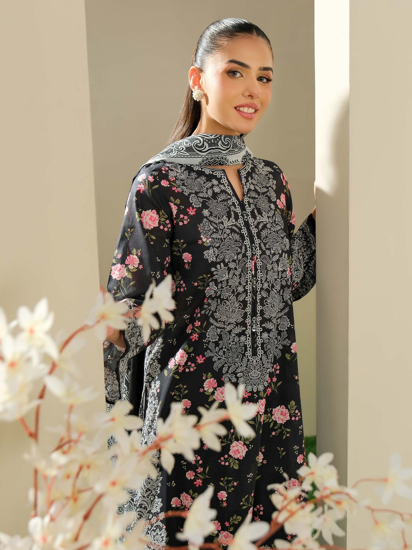 2 Piece Lawn Suit-Printed (Unstitched)