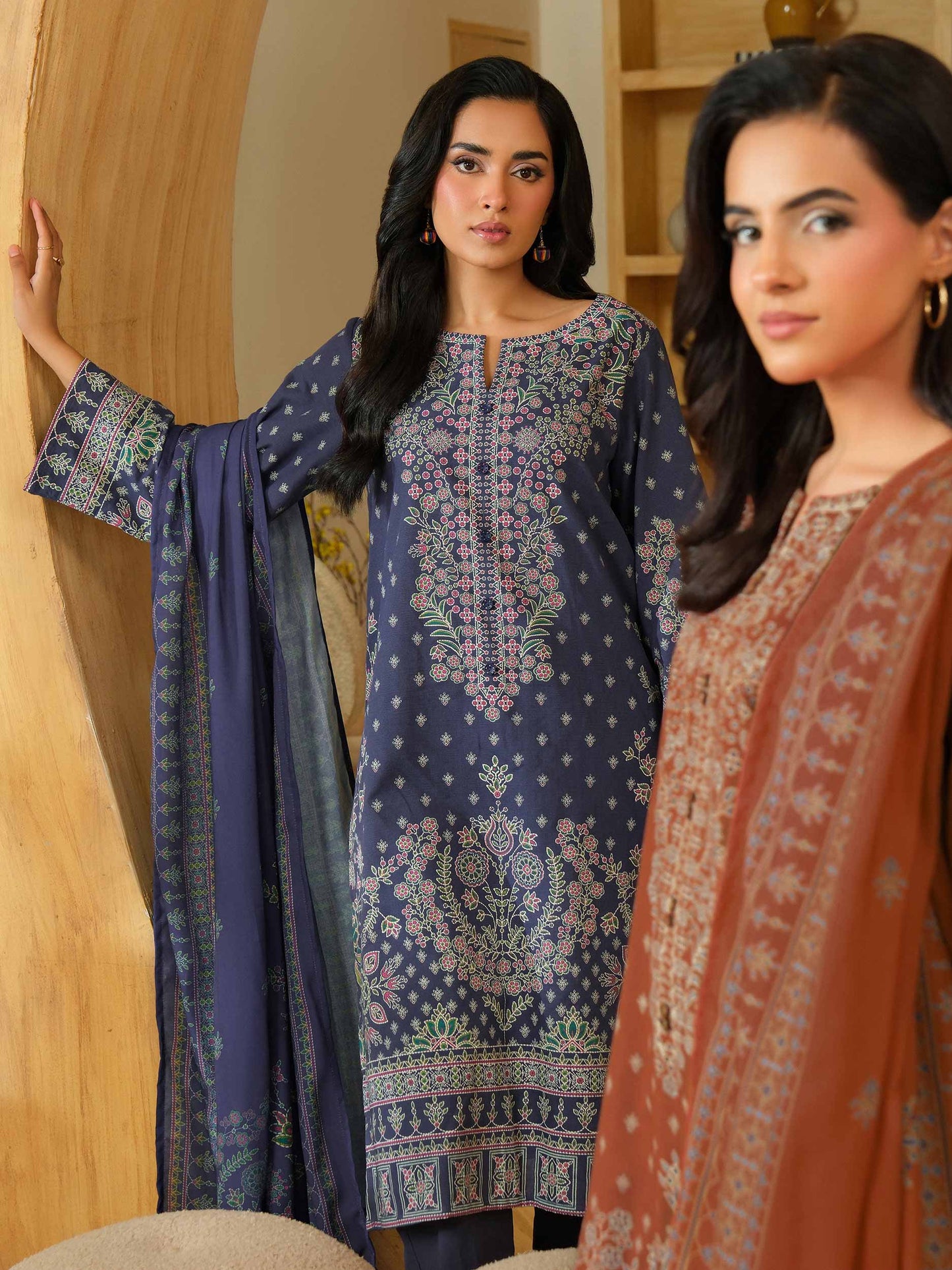 3 Piece Khaddar Suit-Paste Print (Unstitched)