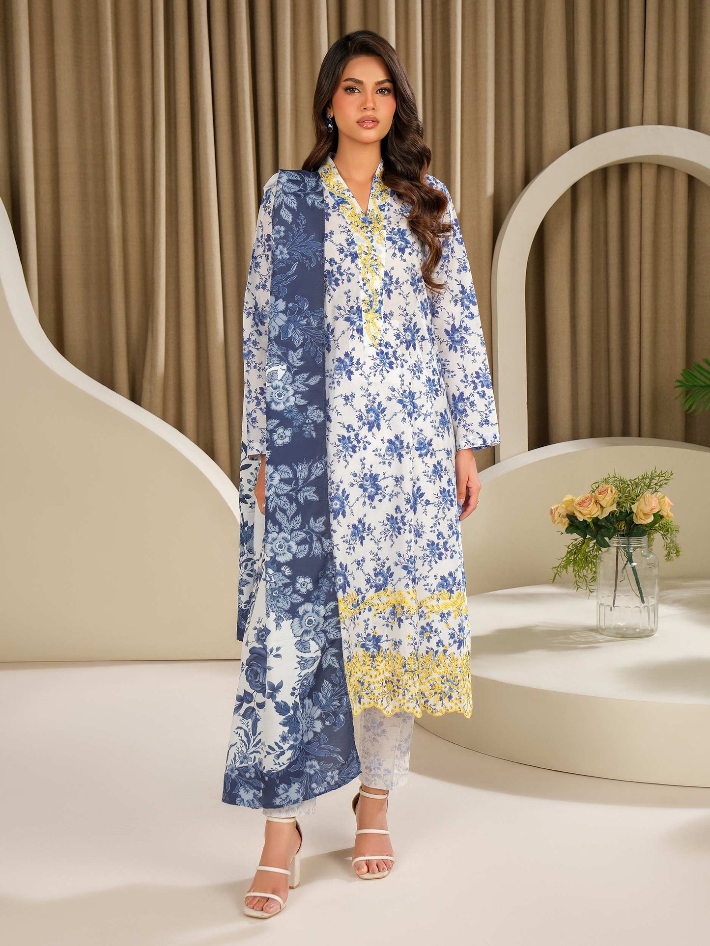 3 Piece Lawn Suit-Embroidered (Unstitched)