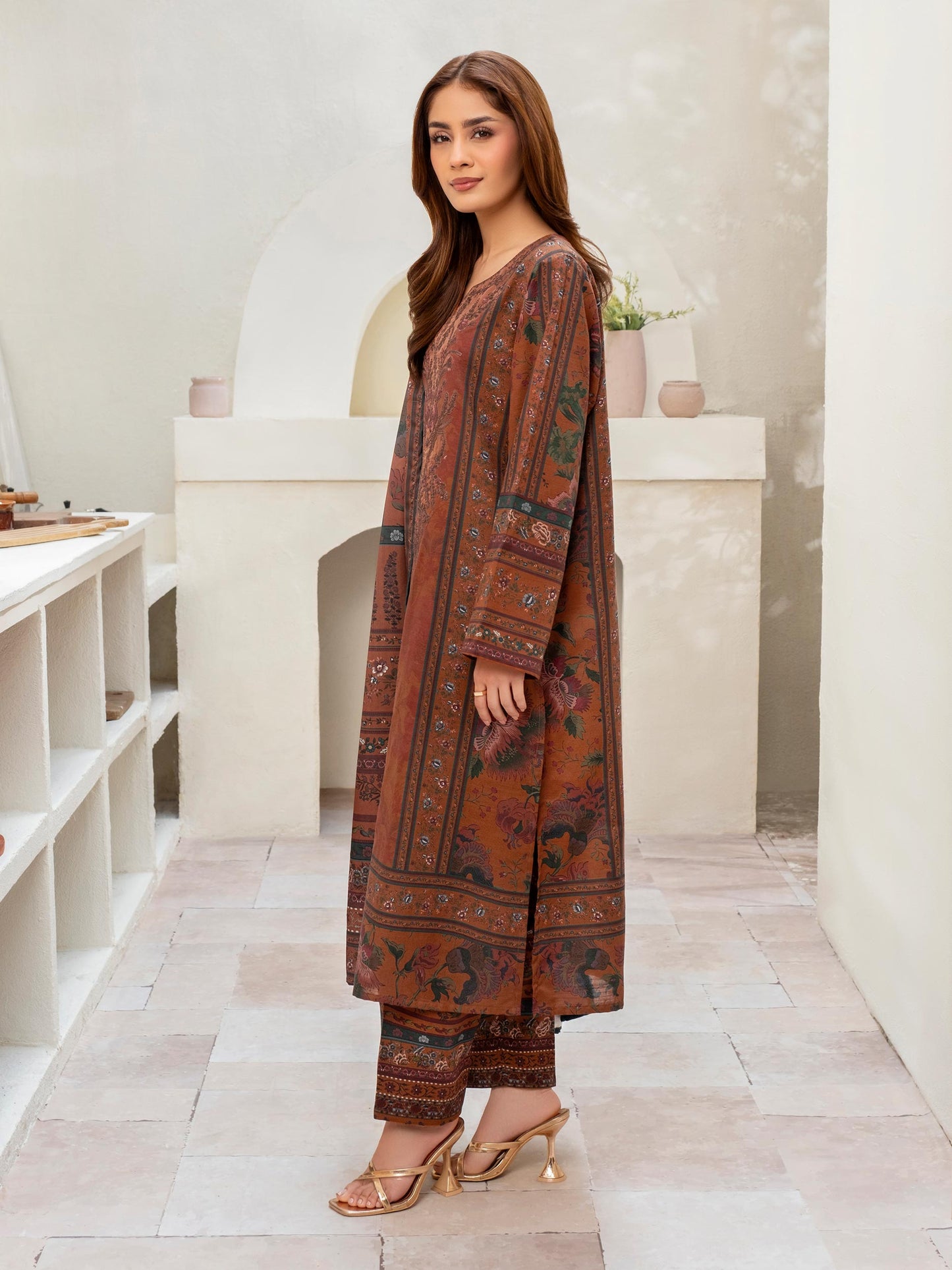 3 Piece Khaddar Suit-Embroidered (Unstitched)