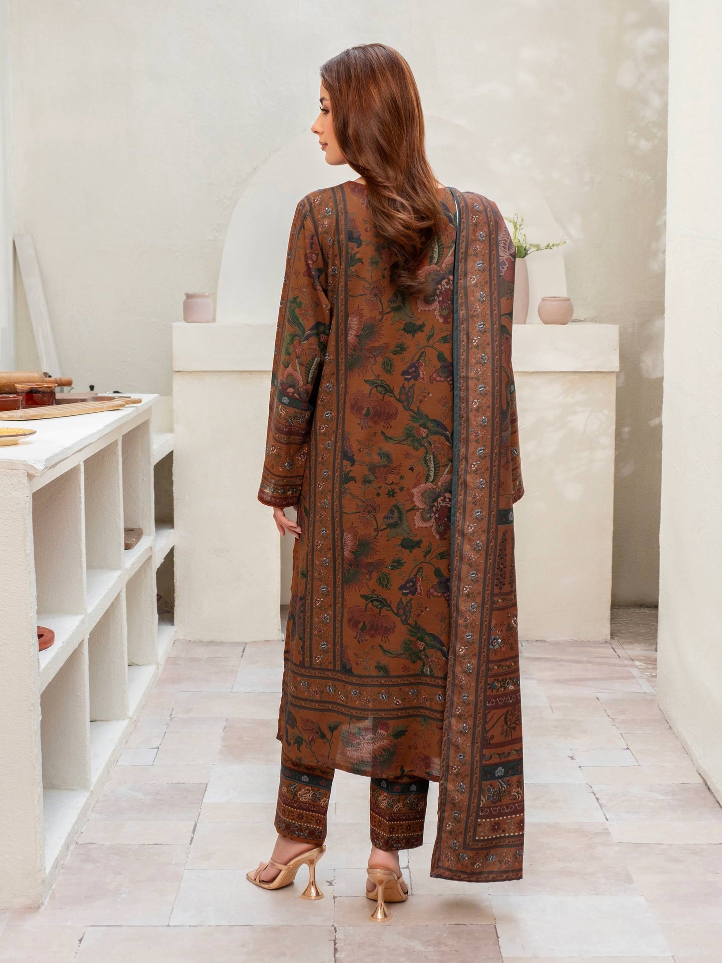 3 Piece Khaddar Suit-Embroidered (Unstitched)