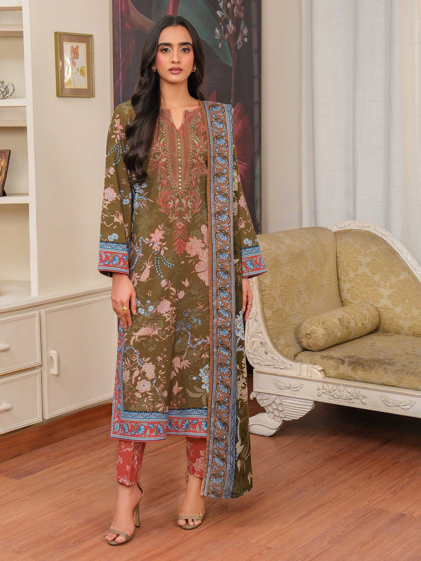 3 Piece Khaddar Suit-Embroidered (Unstitched)