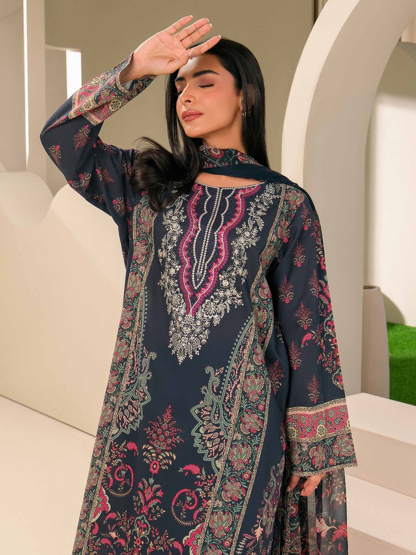 3 Piece Lawn Suit-Embroidered (Unstitched)