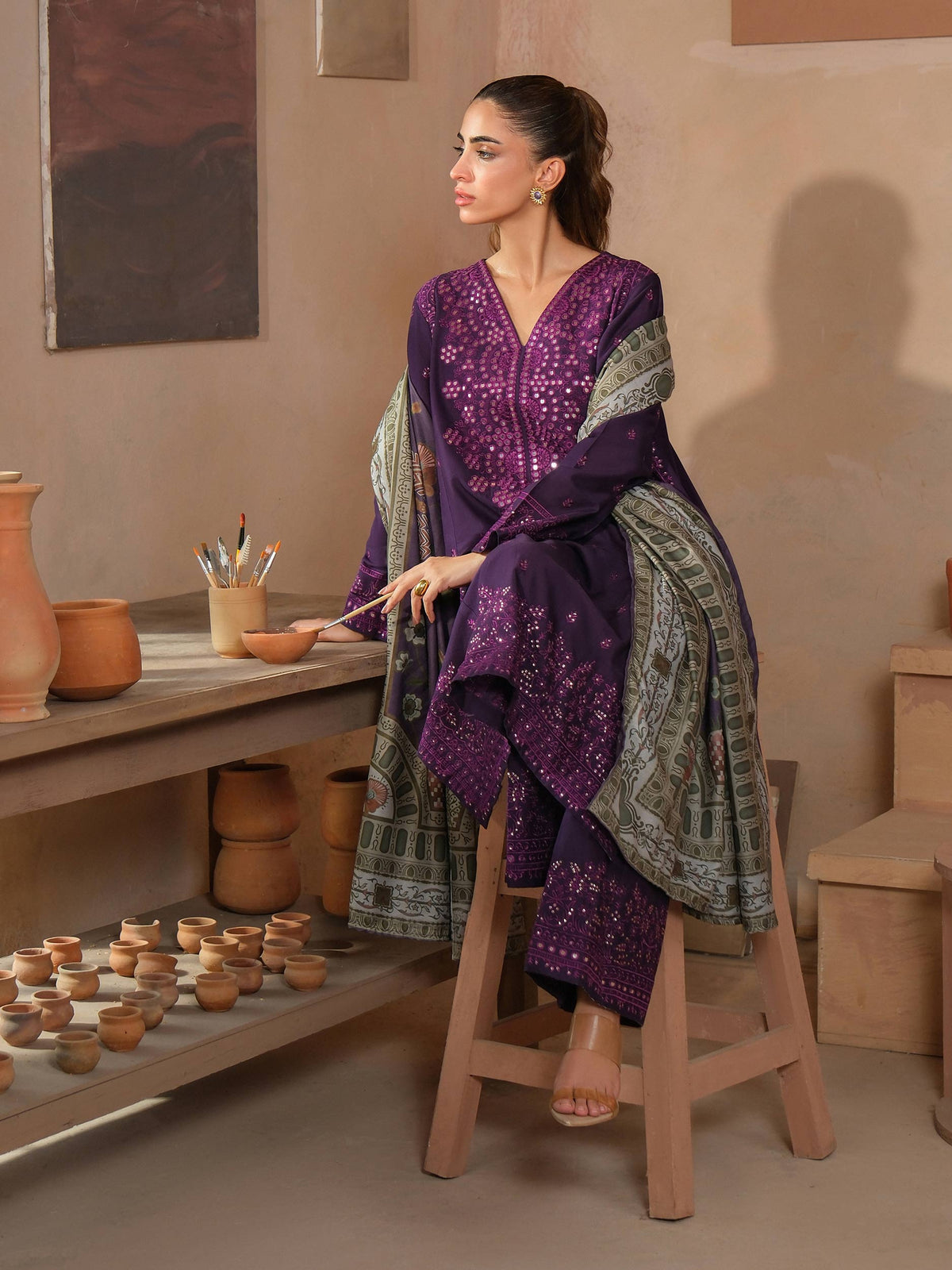 3 Piece Khaddar Suit-Embroidered (Unstitched)