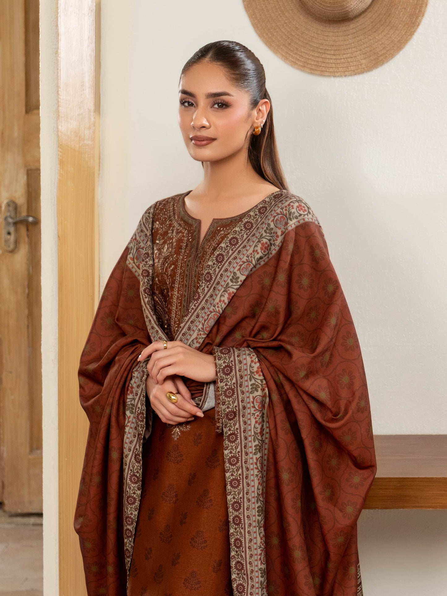 3 Piece Khaddar Suit-Embroidered (Unstitched)