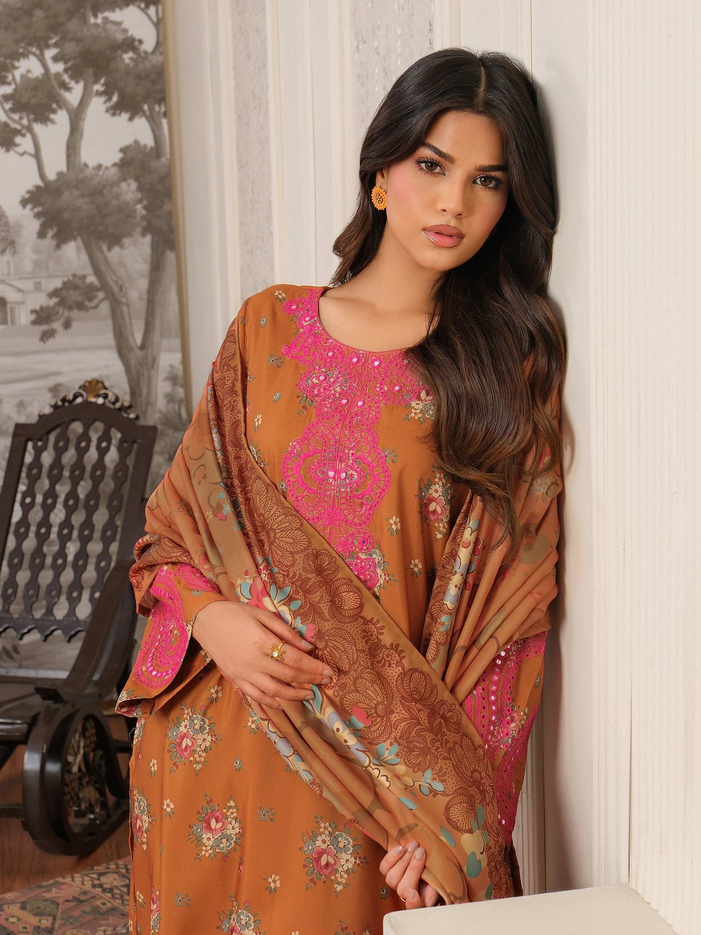 3 Piece Khaddar Suit-Embroidered (Unstitched)